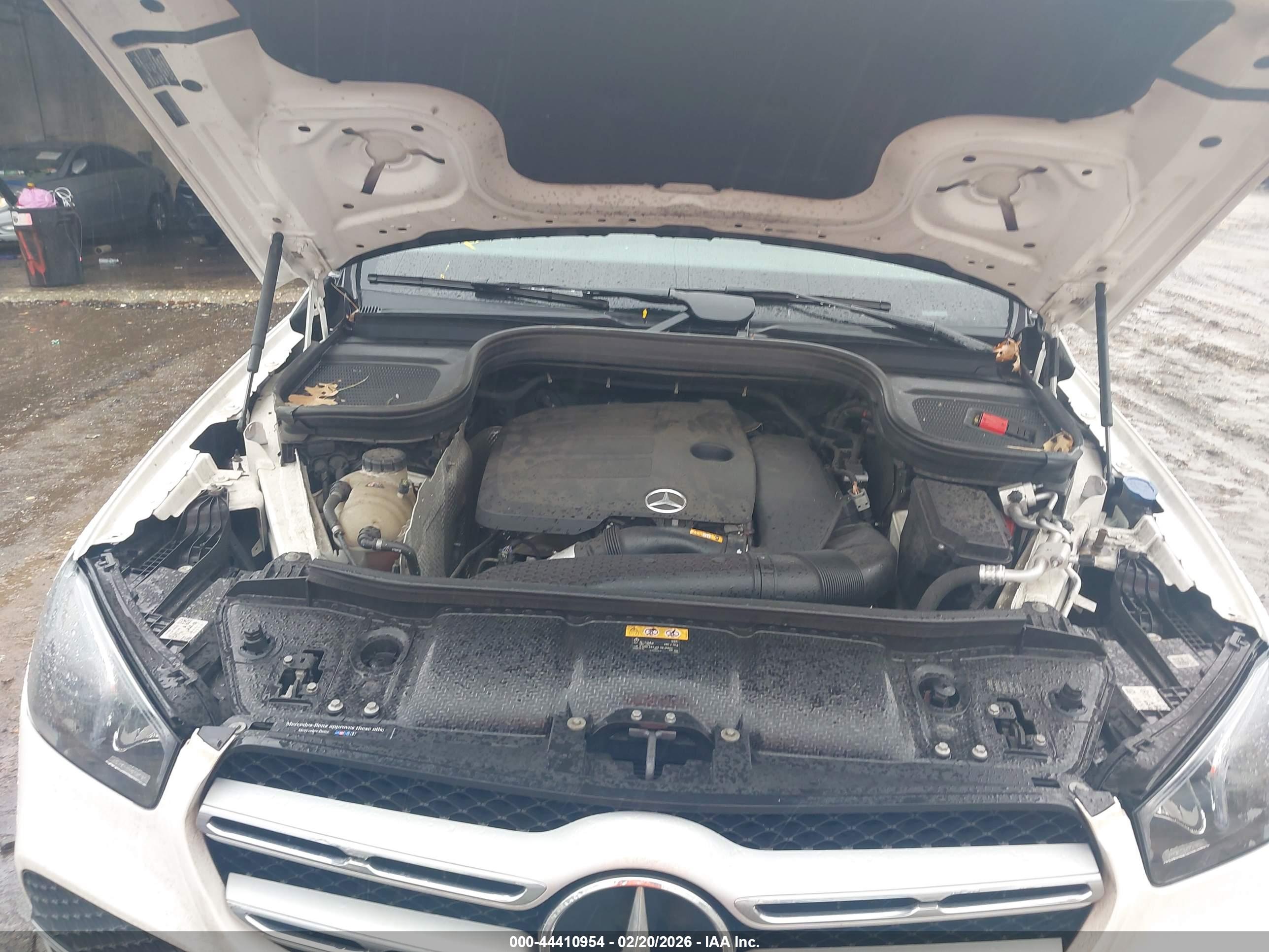 MERCEDES-BENZ GLE image 10