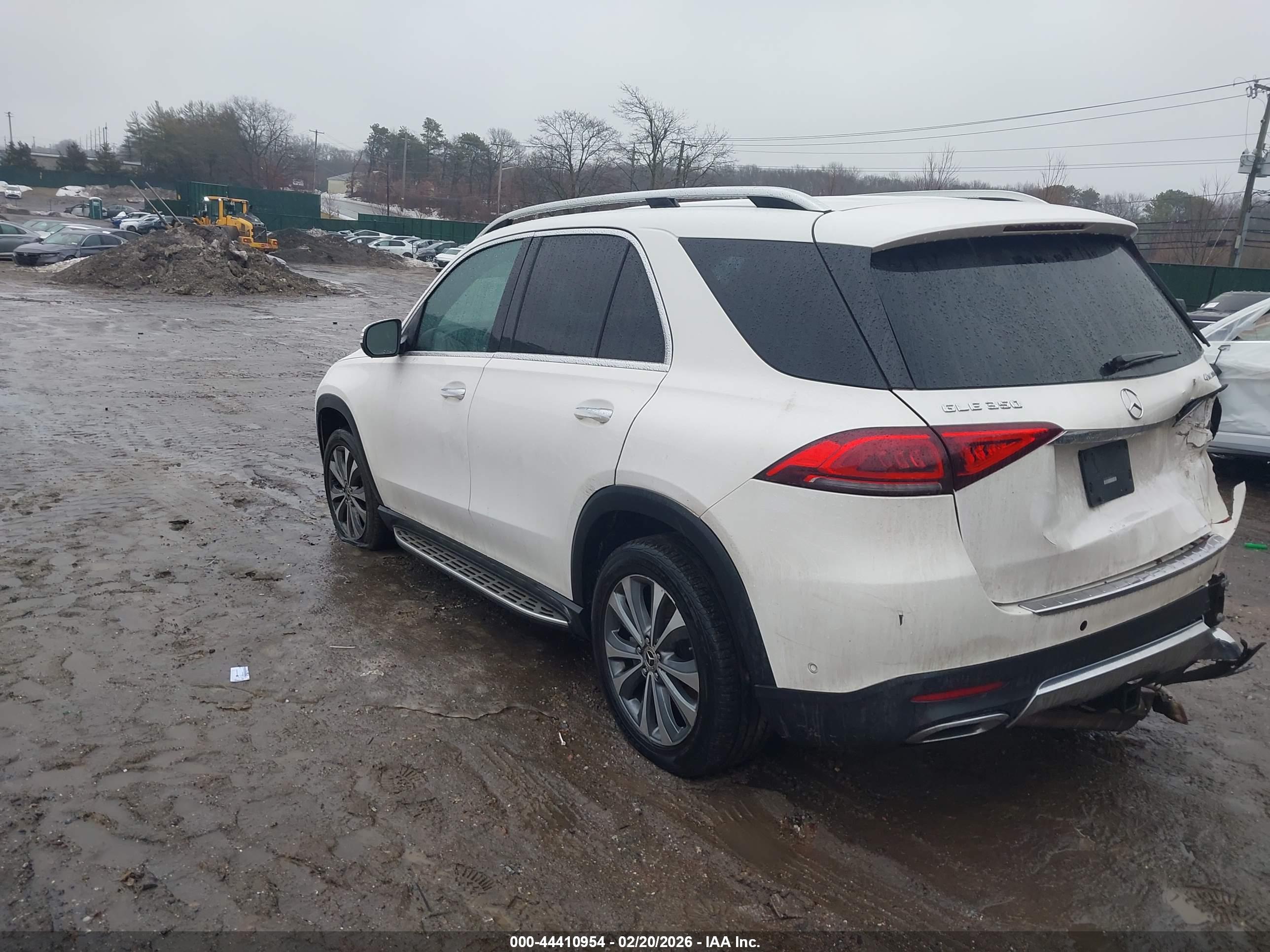 MERCEDES-BENZ GLE image 3