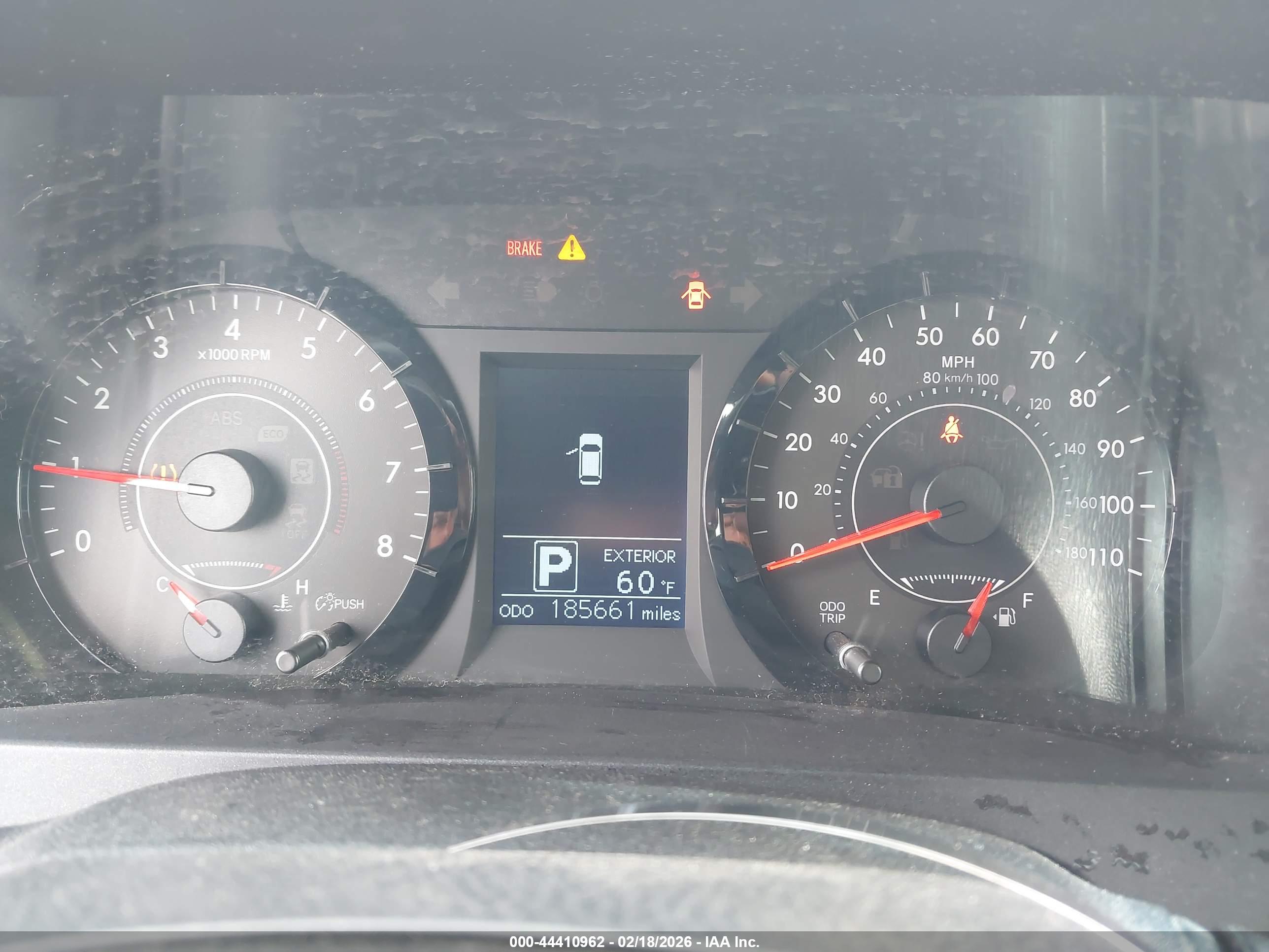 TOYOTA SIENNA image 7