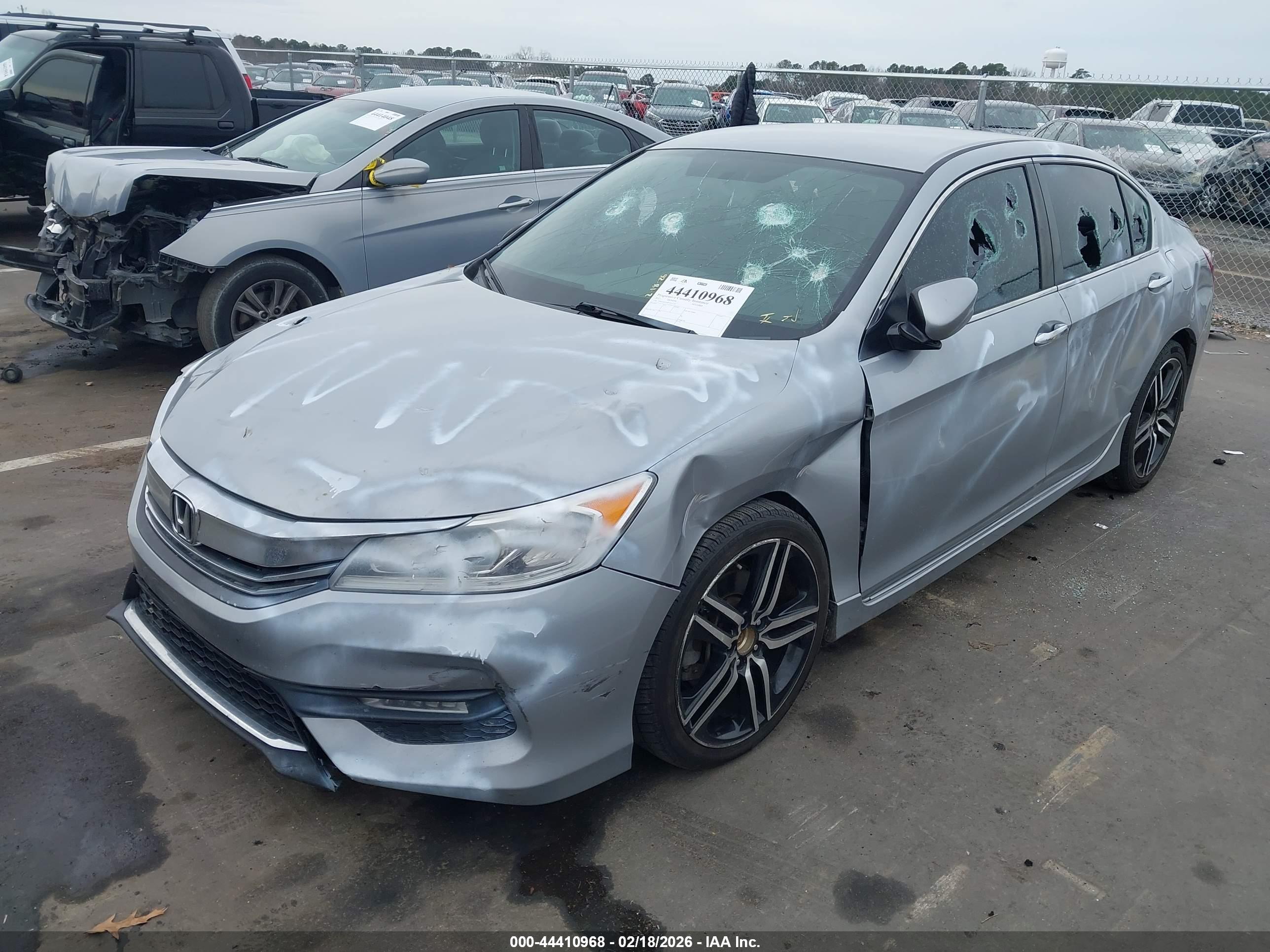 HONDA ACCORD image 2
