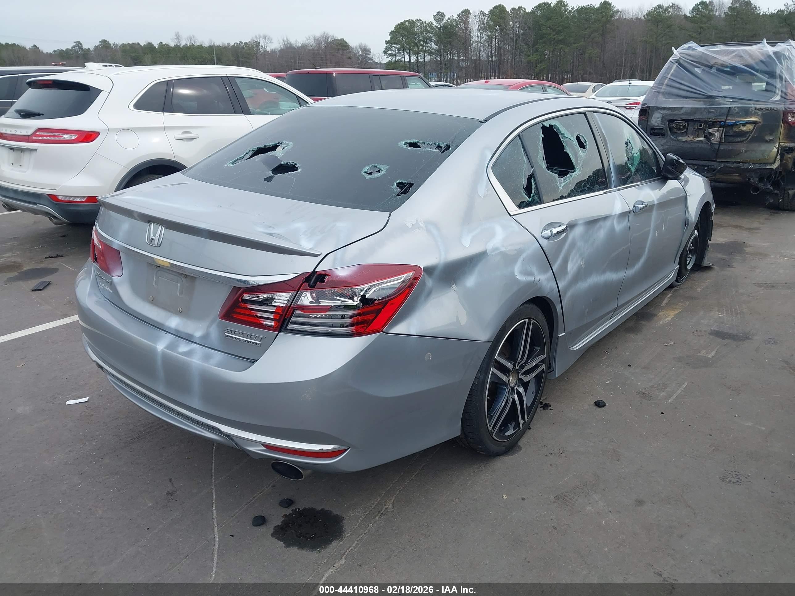 HONDA ACCORD image 4