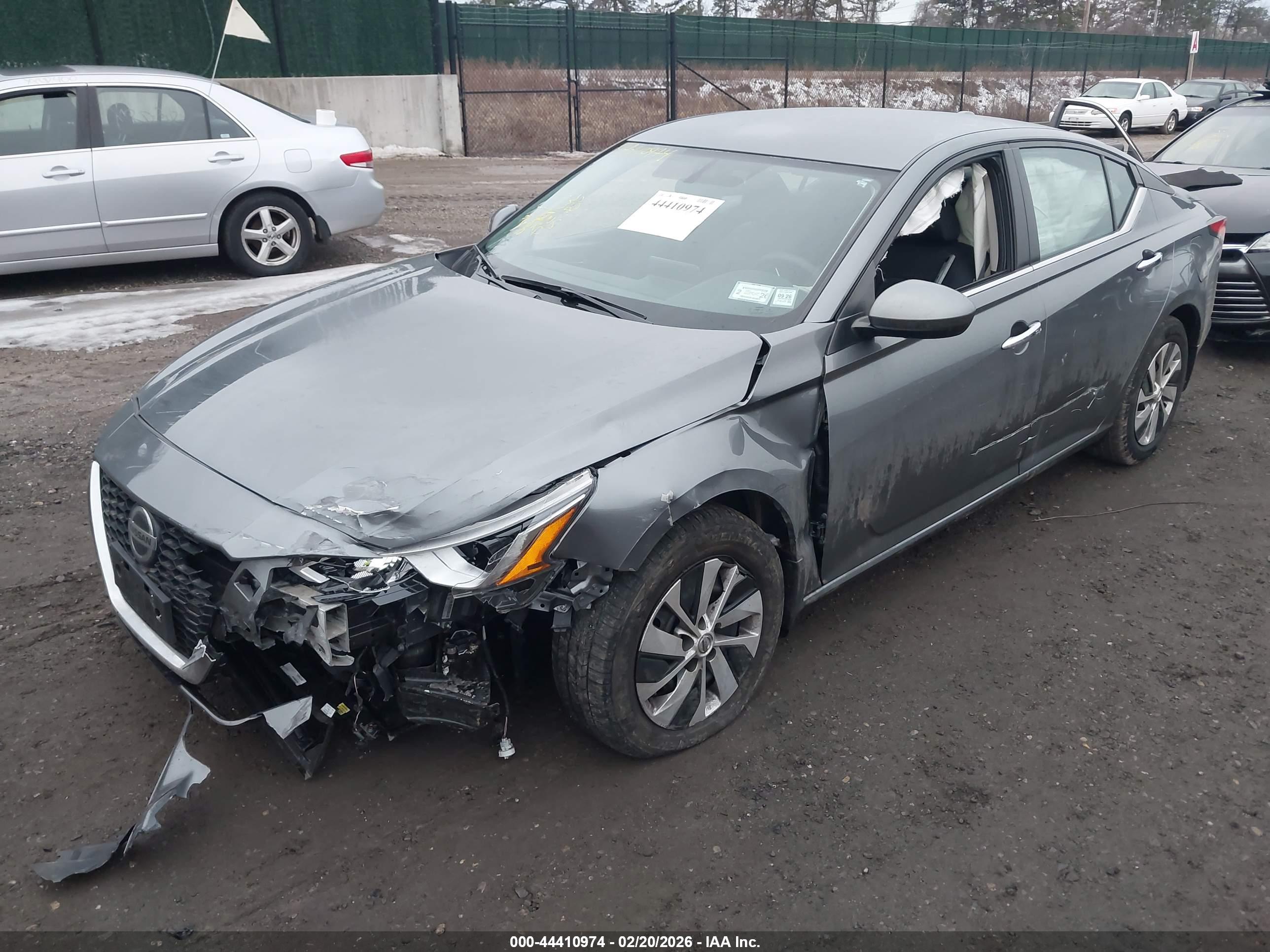 NISSAN ALTIMA image 2