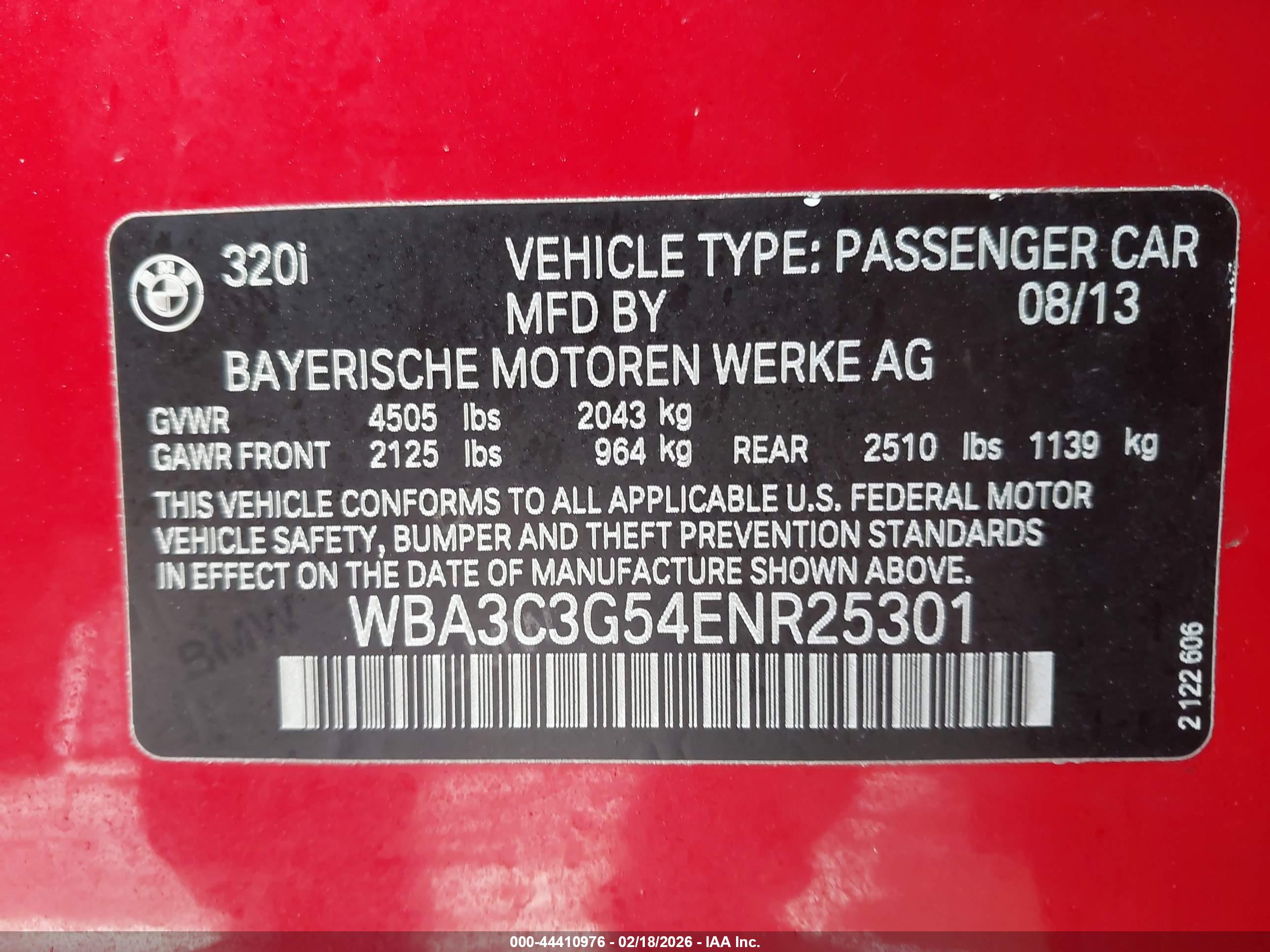 BMW 320I image 9