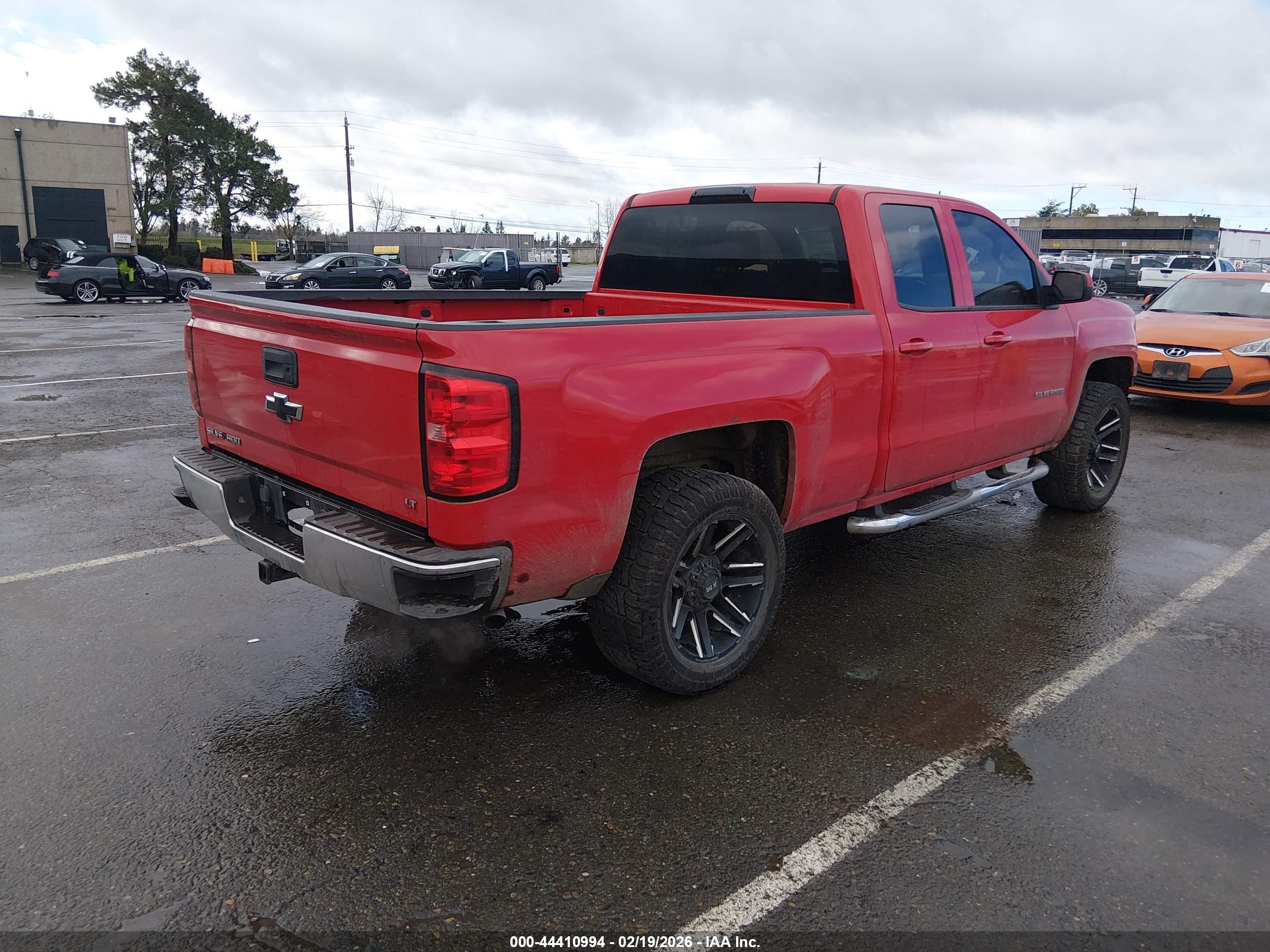 CHEVROLET SILVERADO image 4