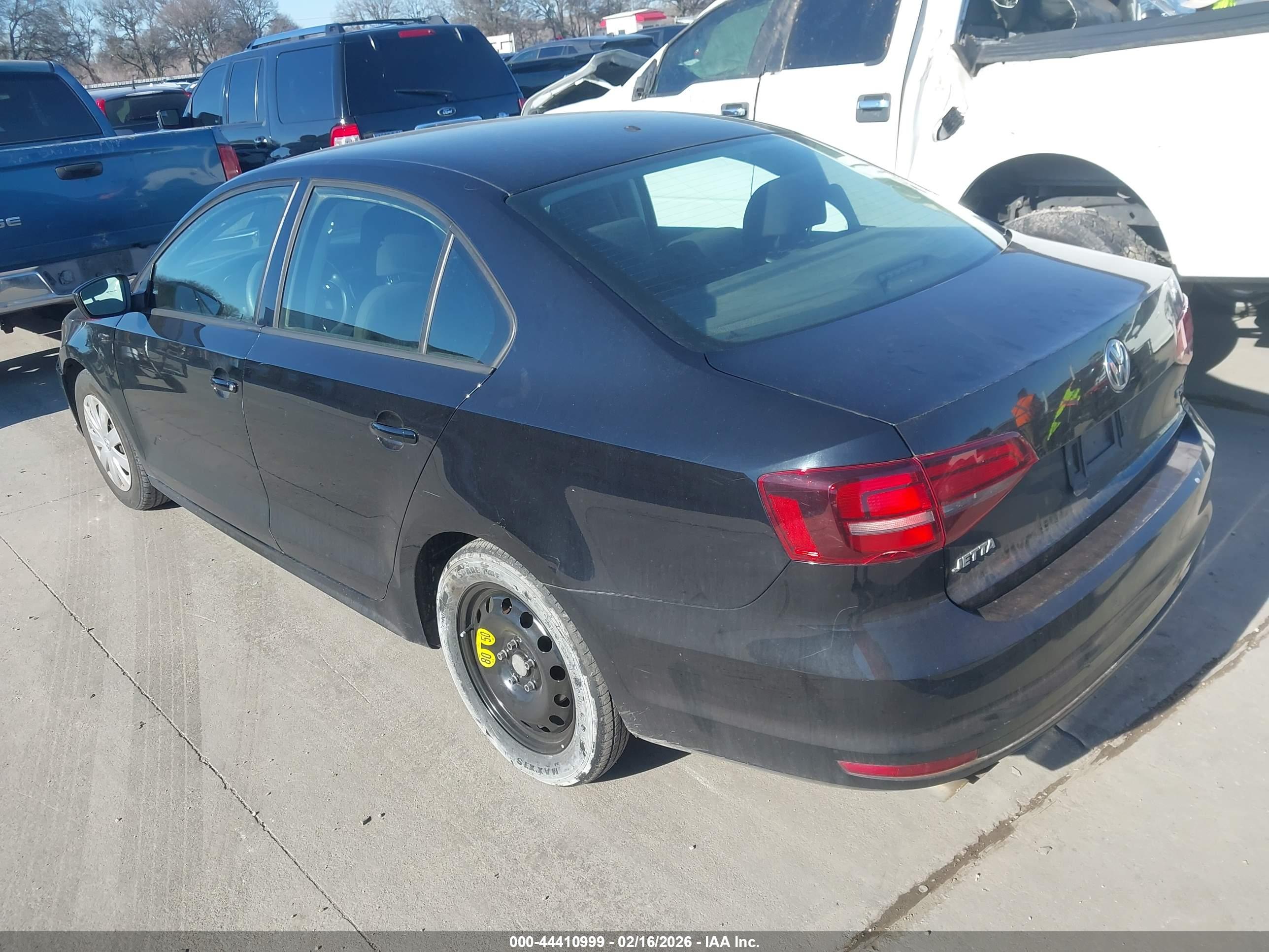 VOLKSWAGEN JETTA image 3
