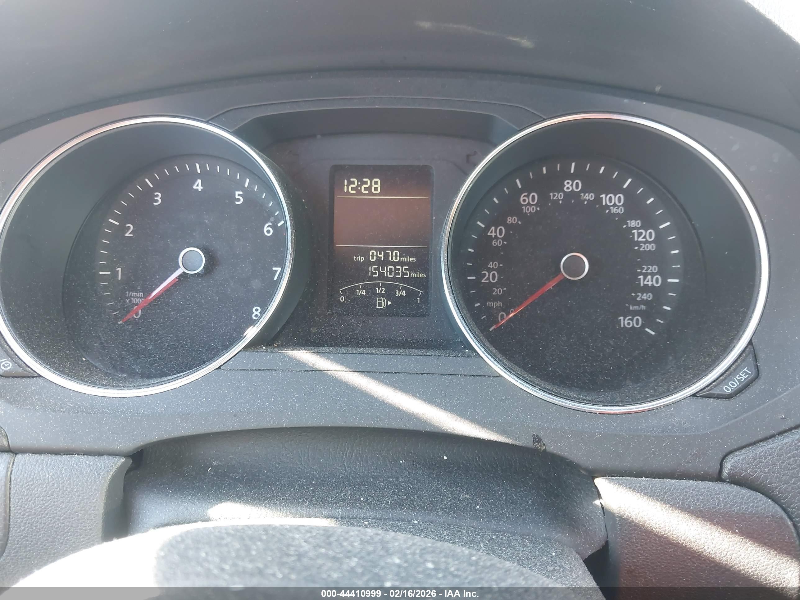 VOLKSWAGEN JETTA image 7