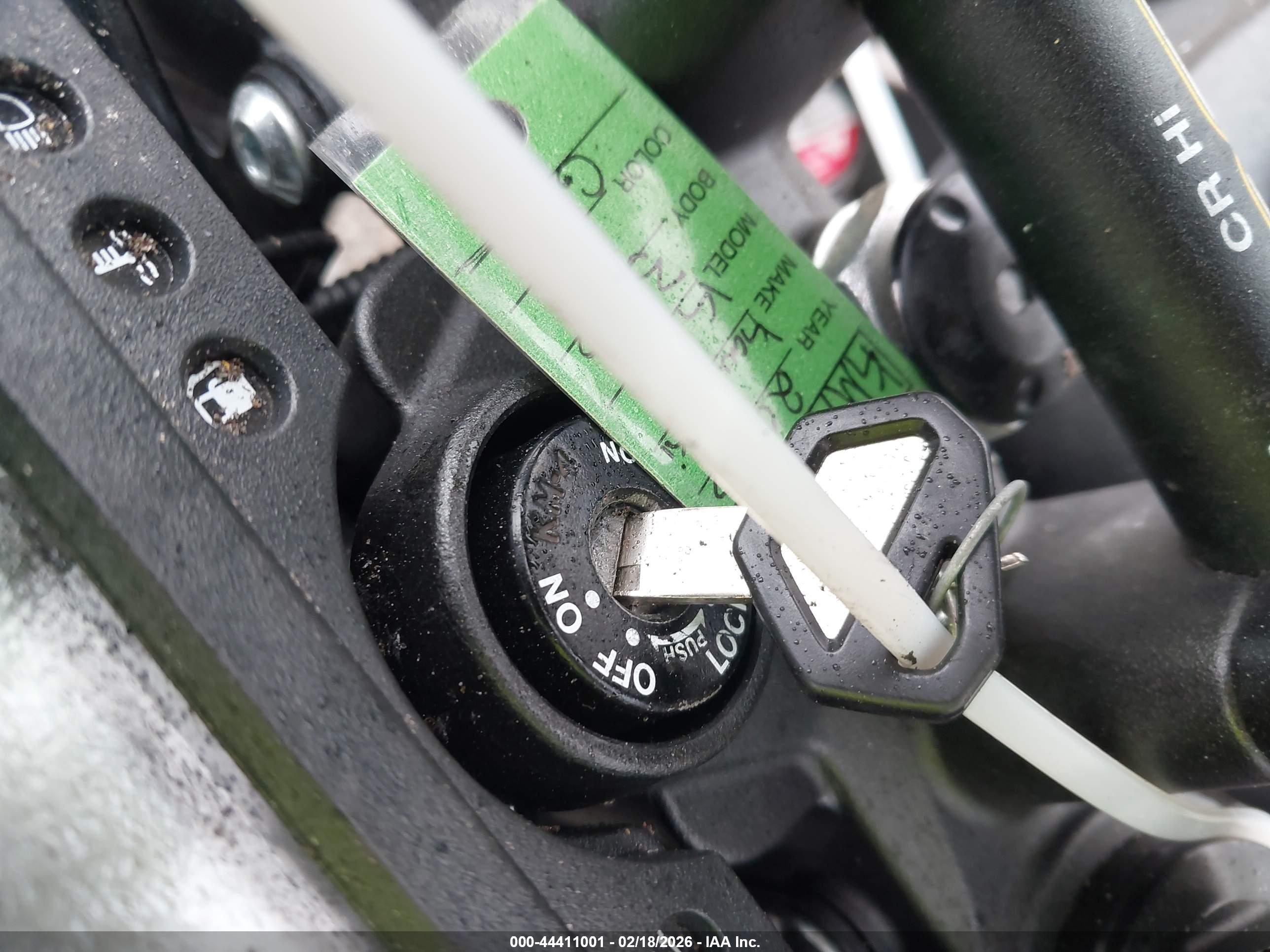 KAWASAKI KLX300 image 11
