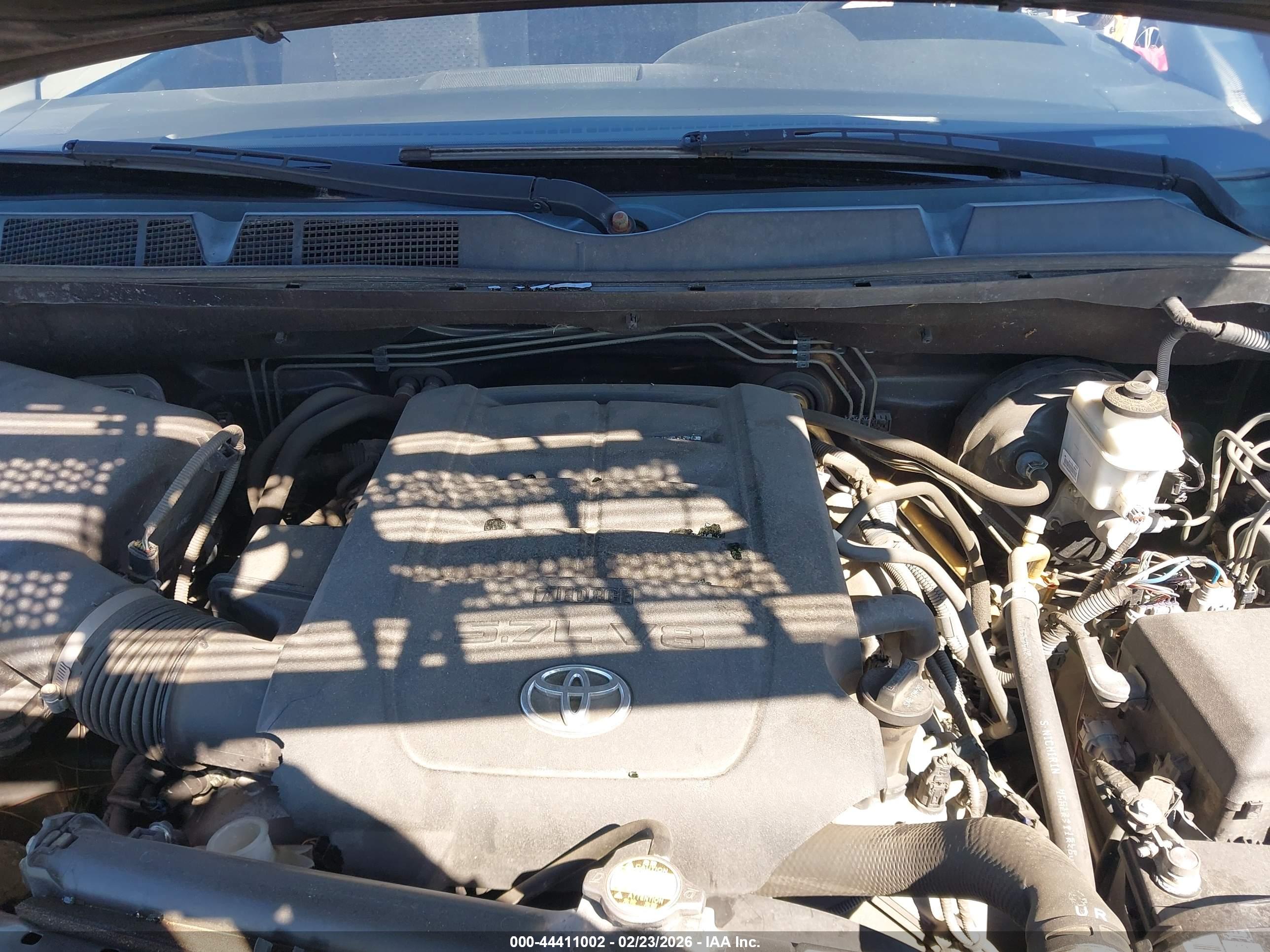 TOYOTA TUNDRA image 10
