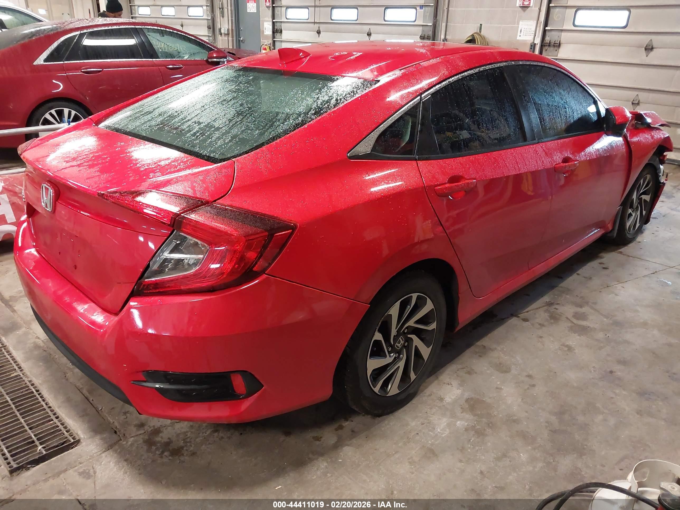 HONDA CIVIC image 4