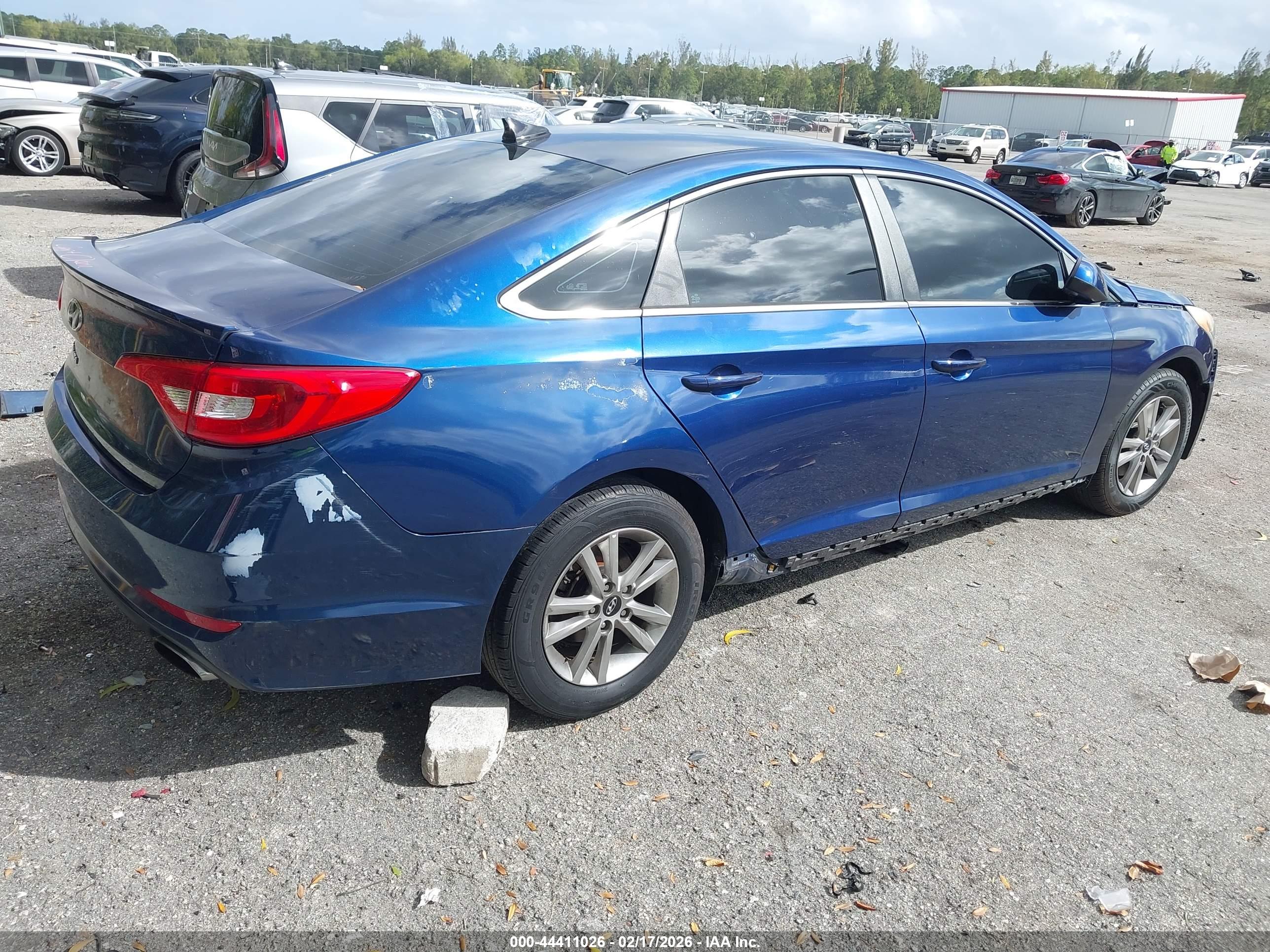 HYUNDAI SONATA image 4