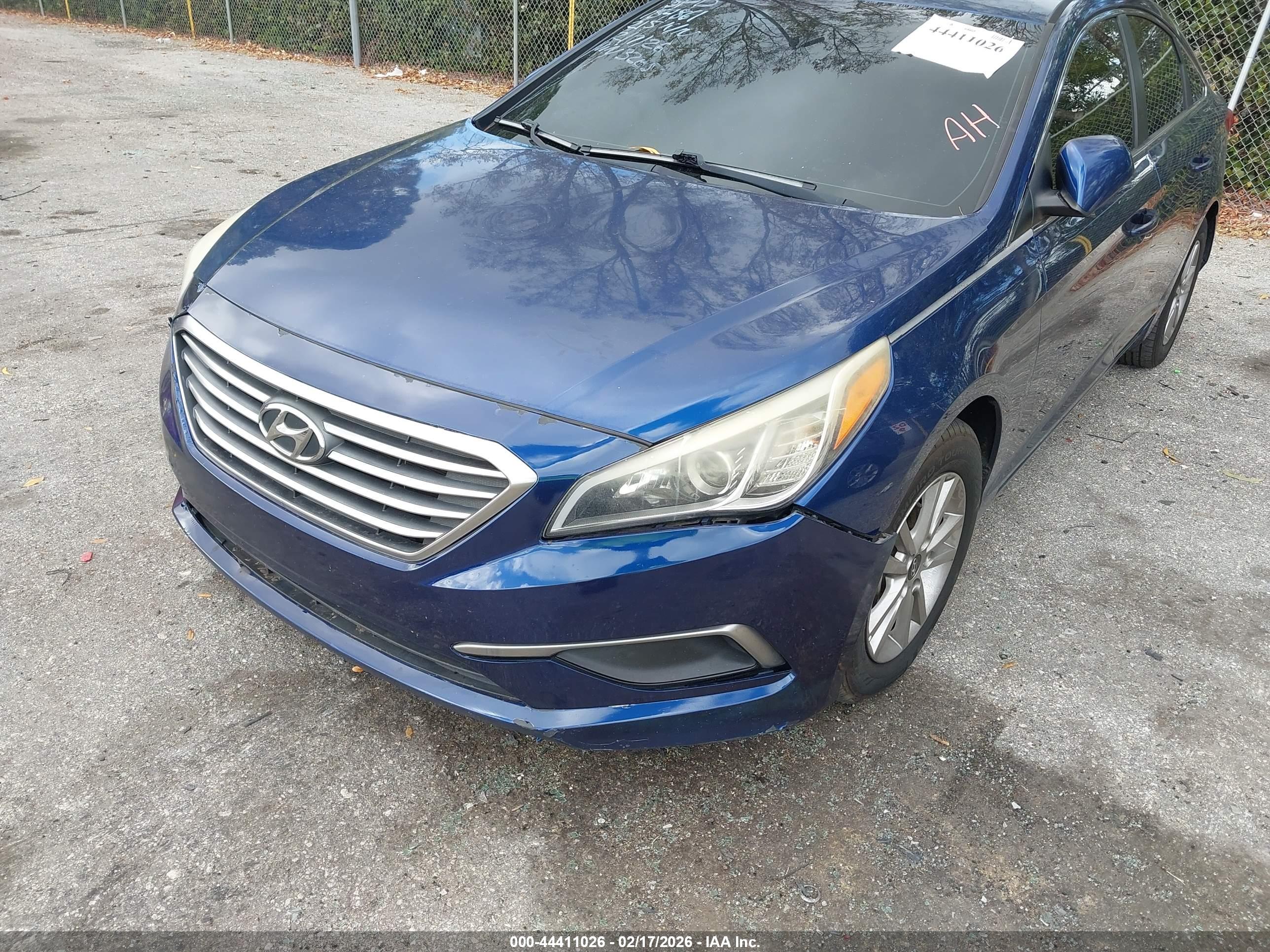 HYUNDAI SONATA image 6