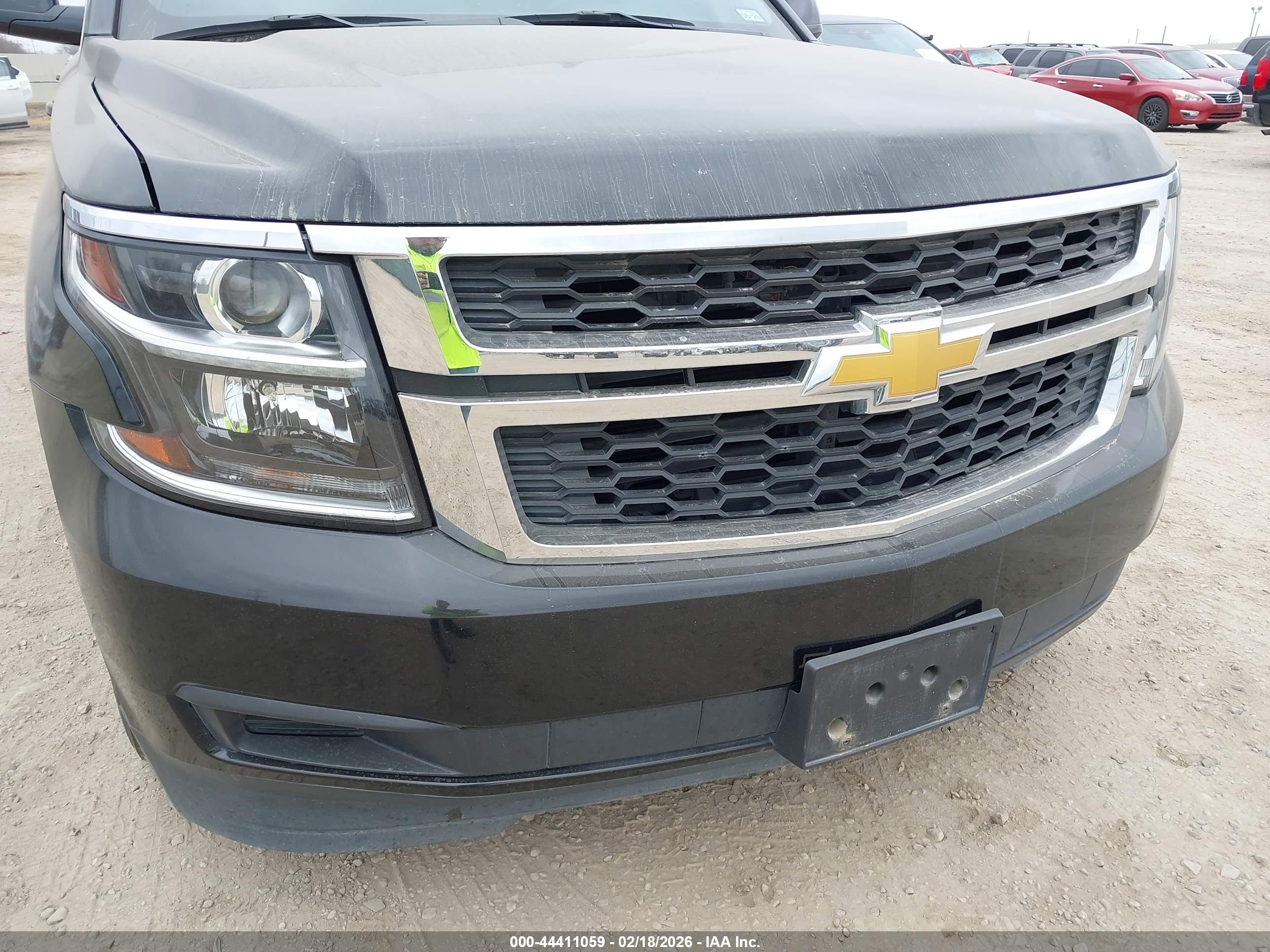 CHEVROLET TAHOE image 6