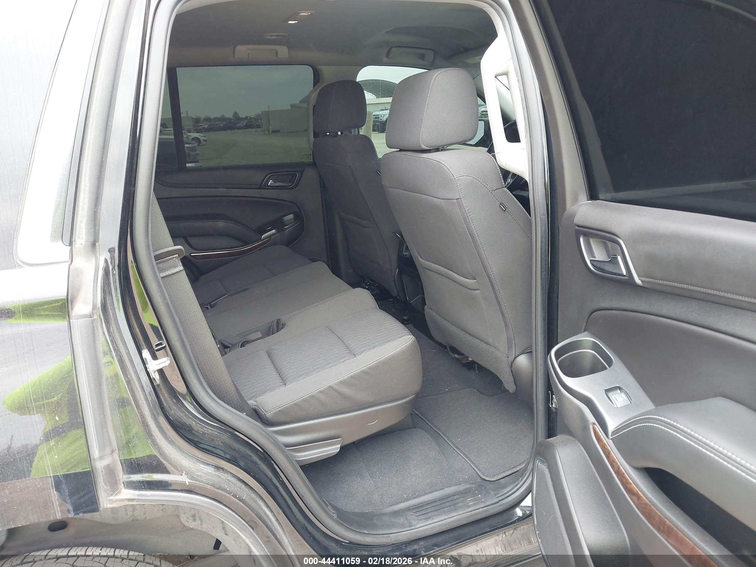 CHEVROLET TAHOE image 8