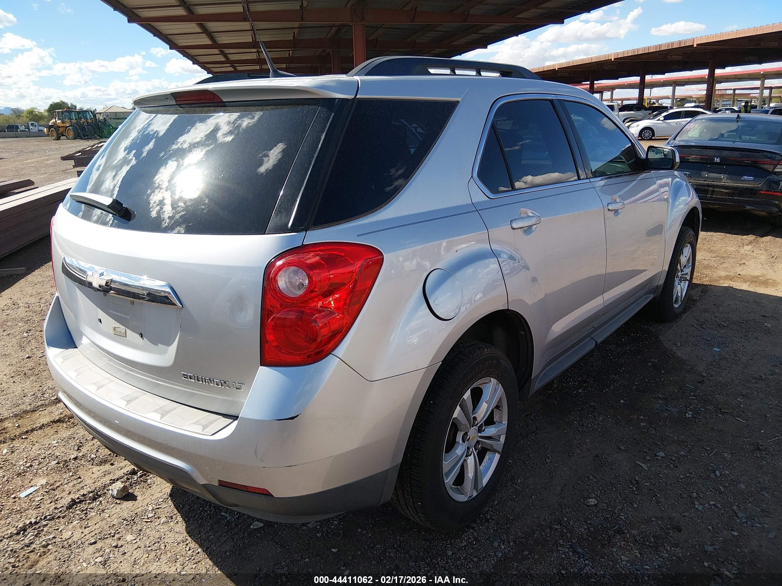 CHEVROLET EQUINOX image 4