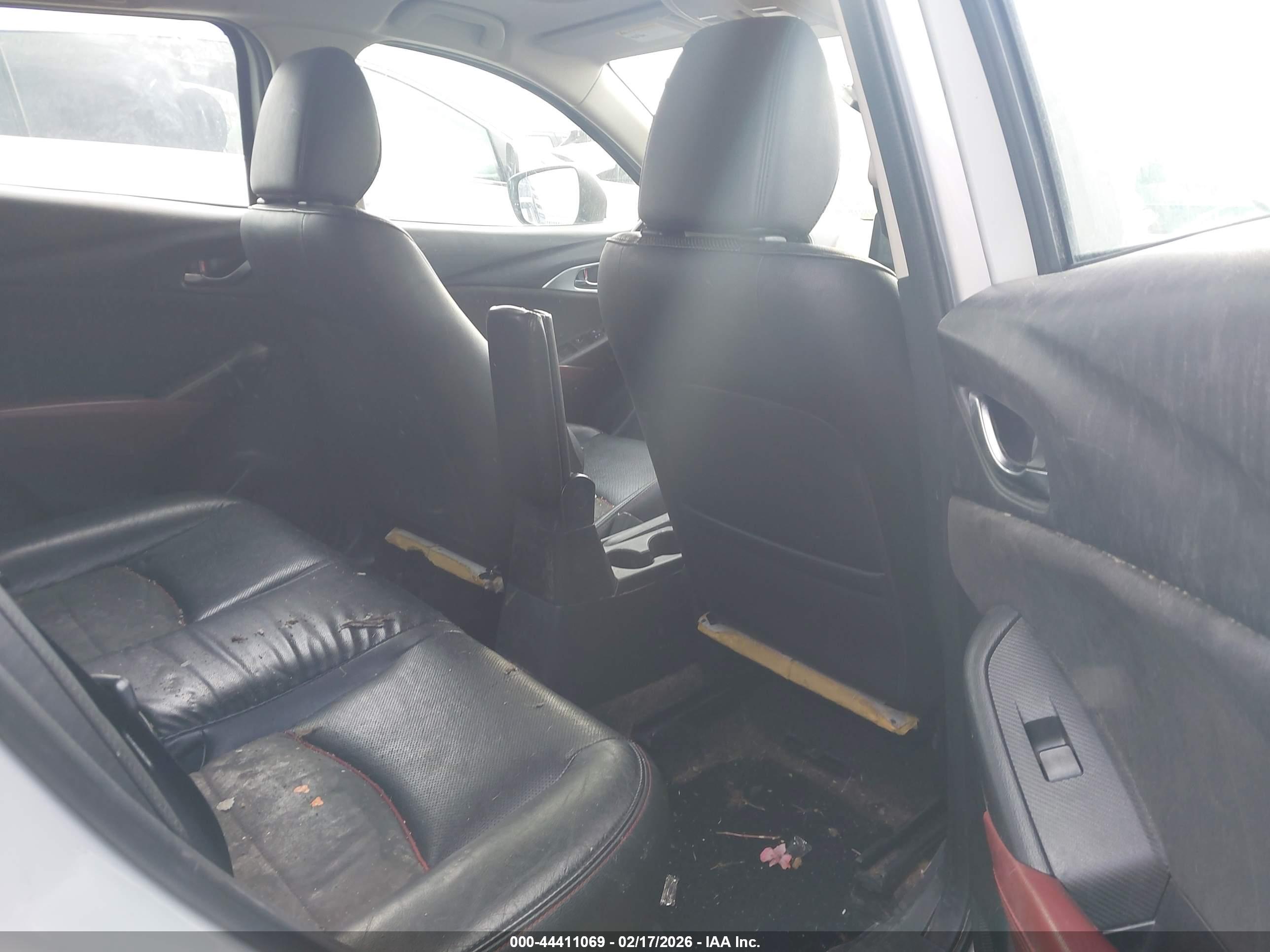 MAZDA CX-3 image 8