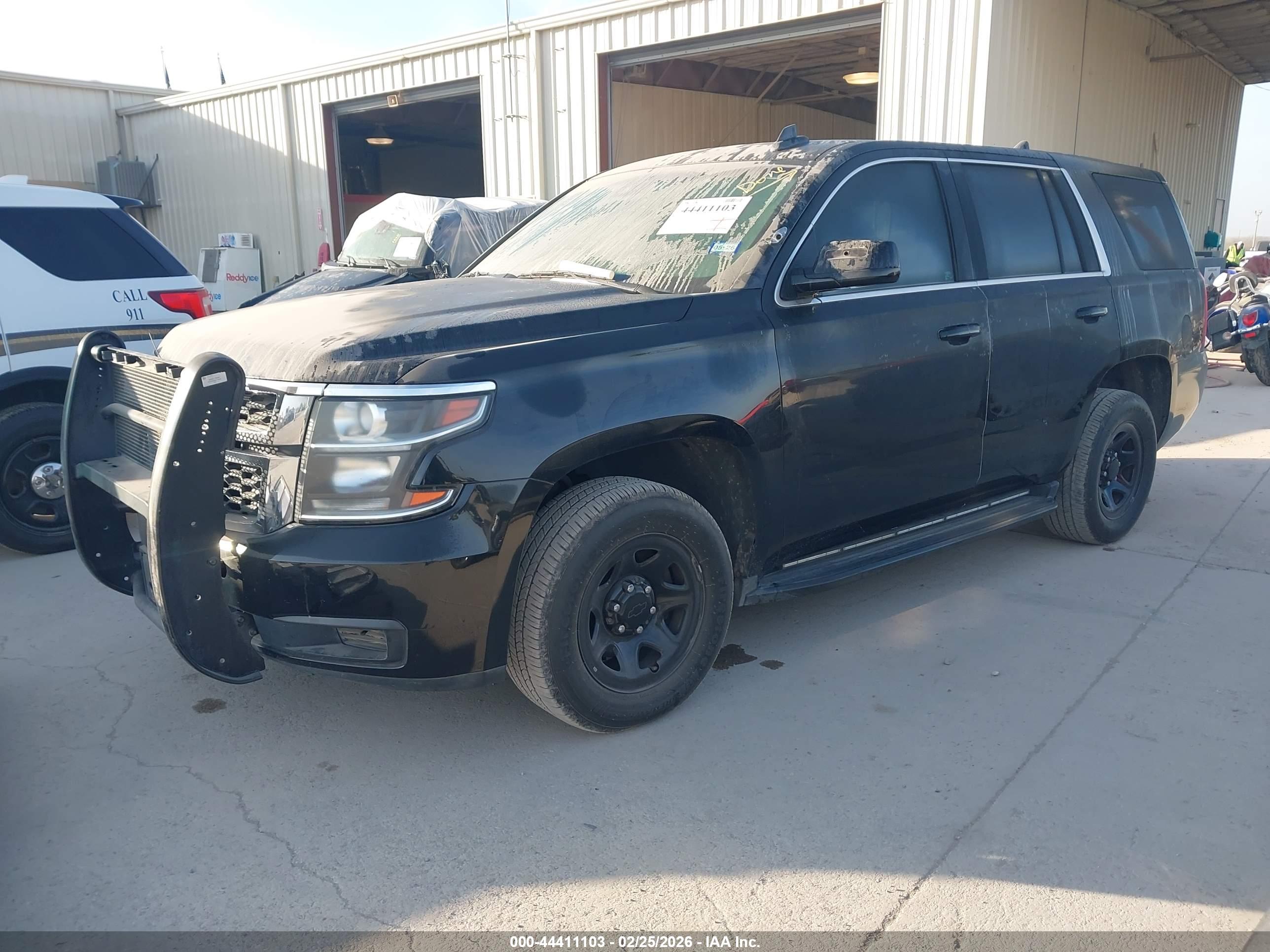 CHEVROLET TAHOE image 2