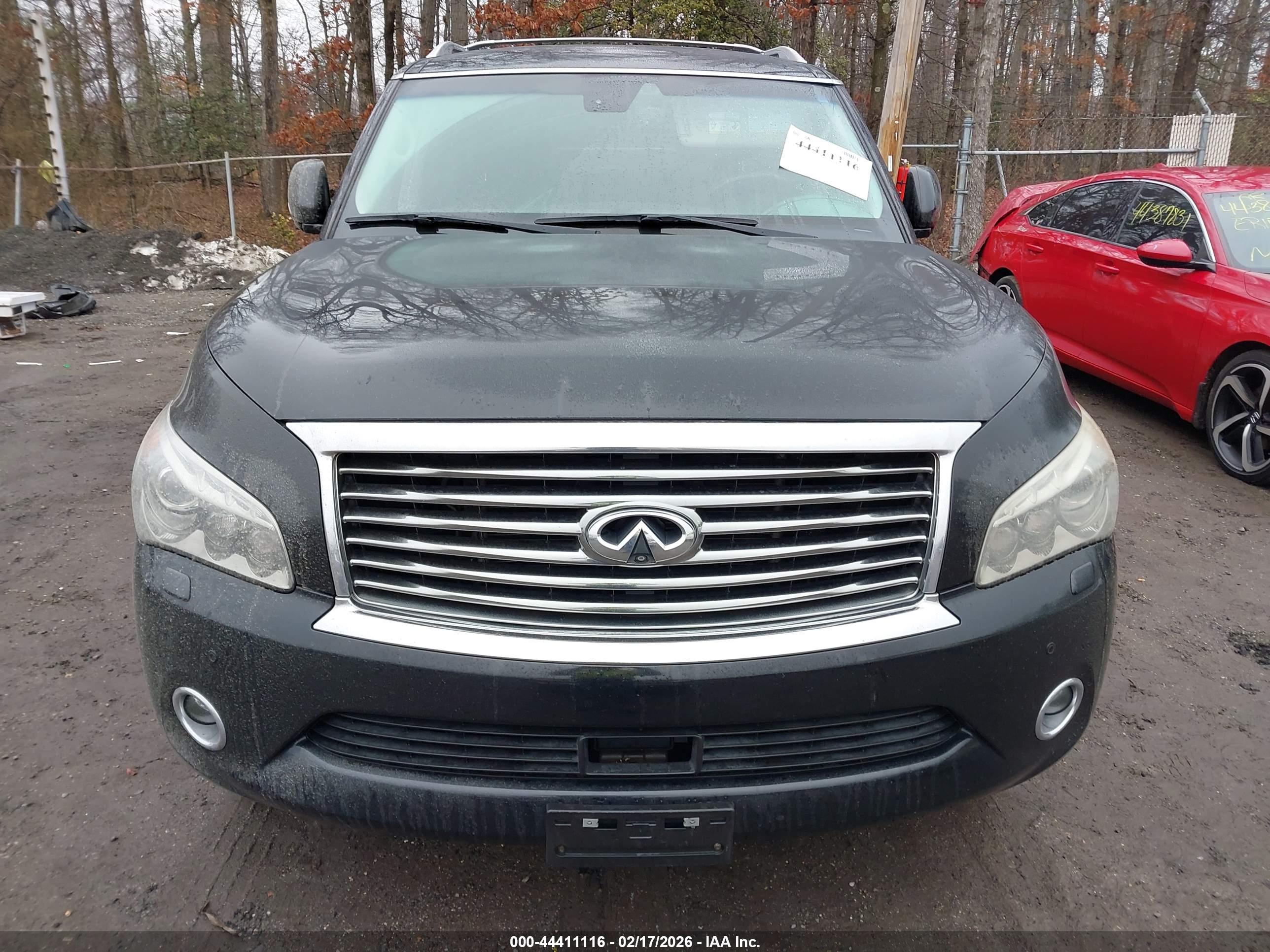 INFINITI QX56 image 6
