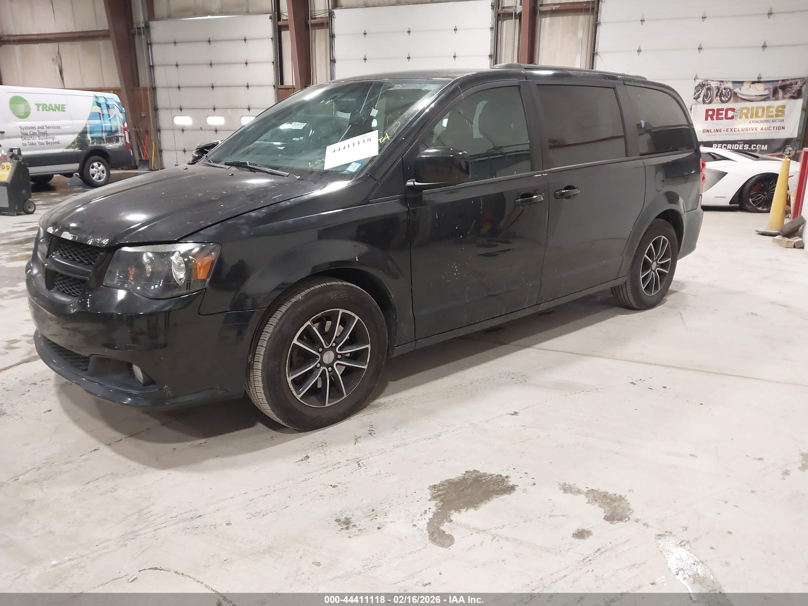 DODGE GRAND image 2