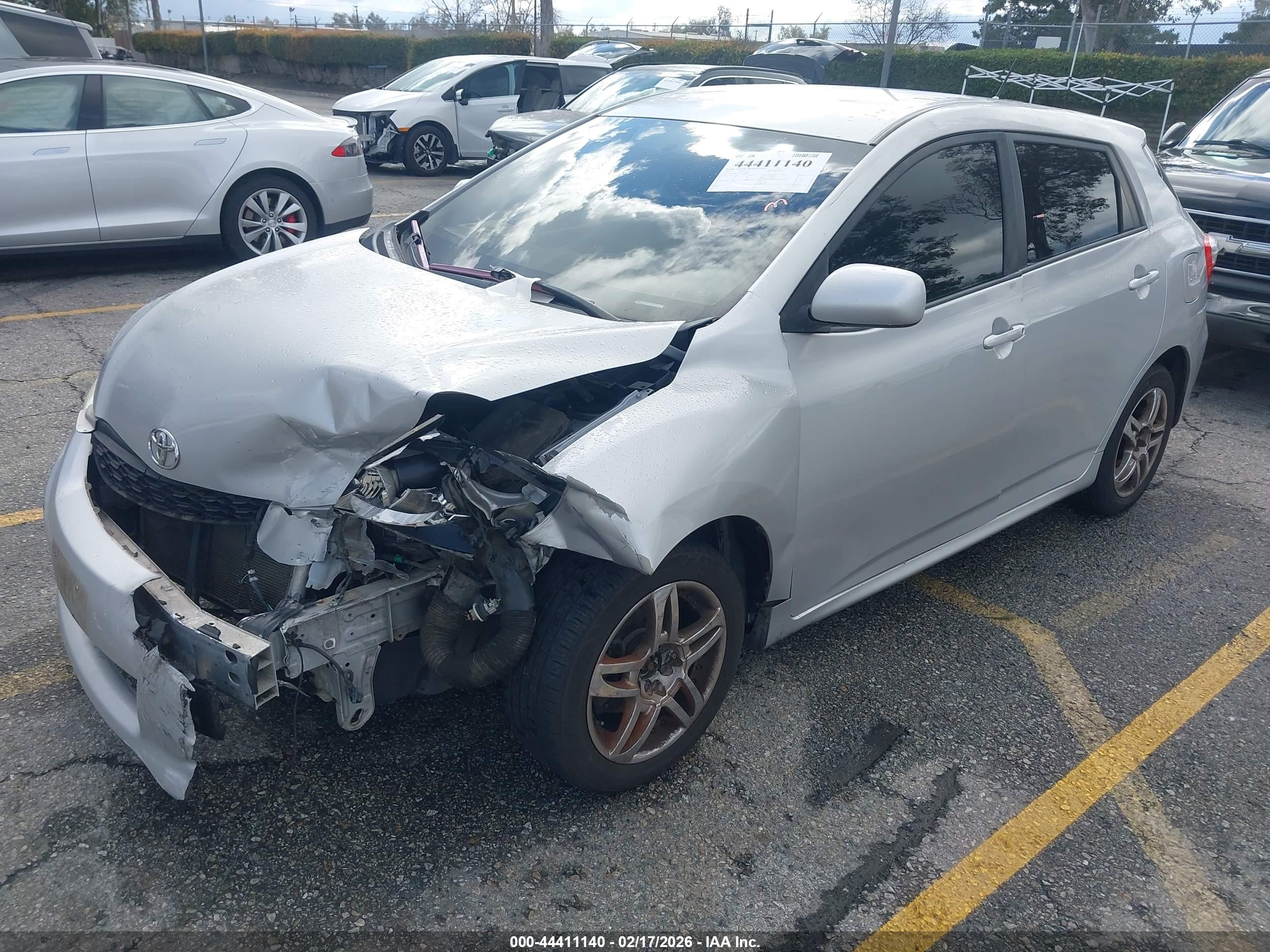 TOYOTA MATRIX image 2