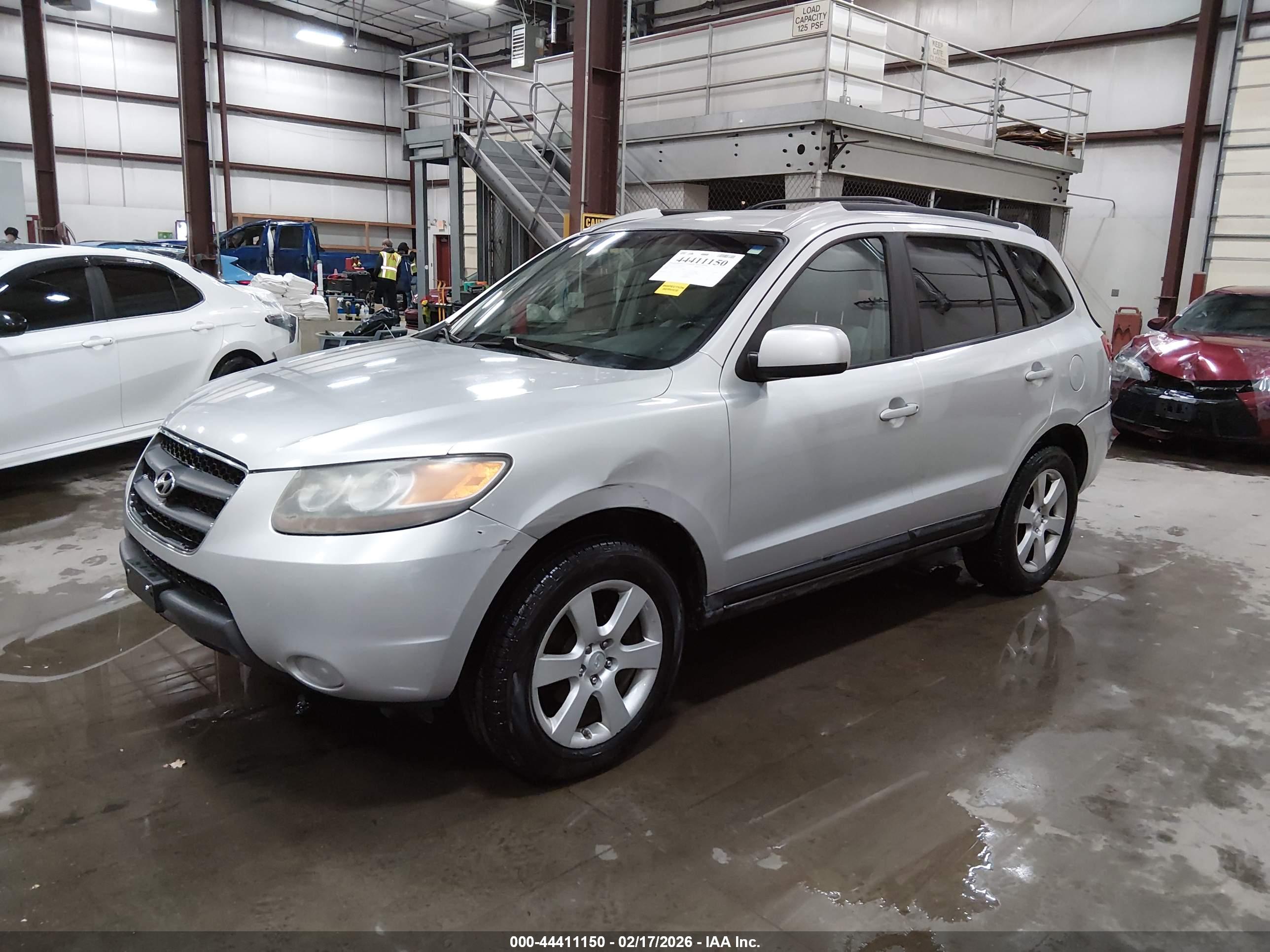 HYUNDAI SANTA image 2