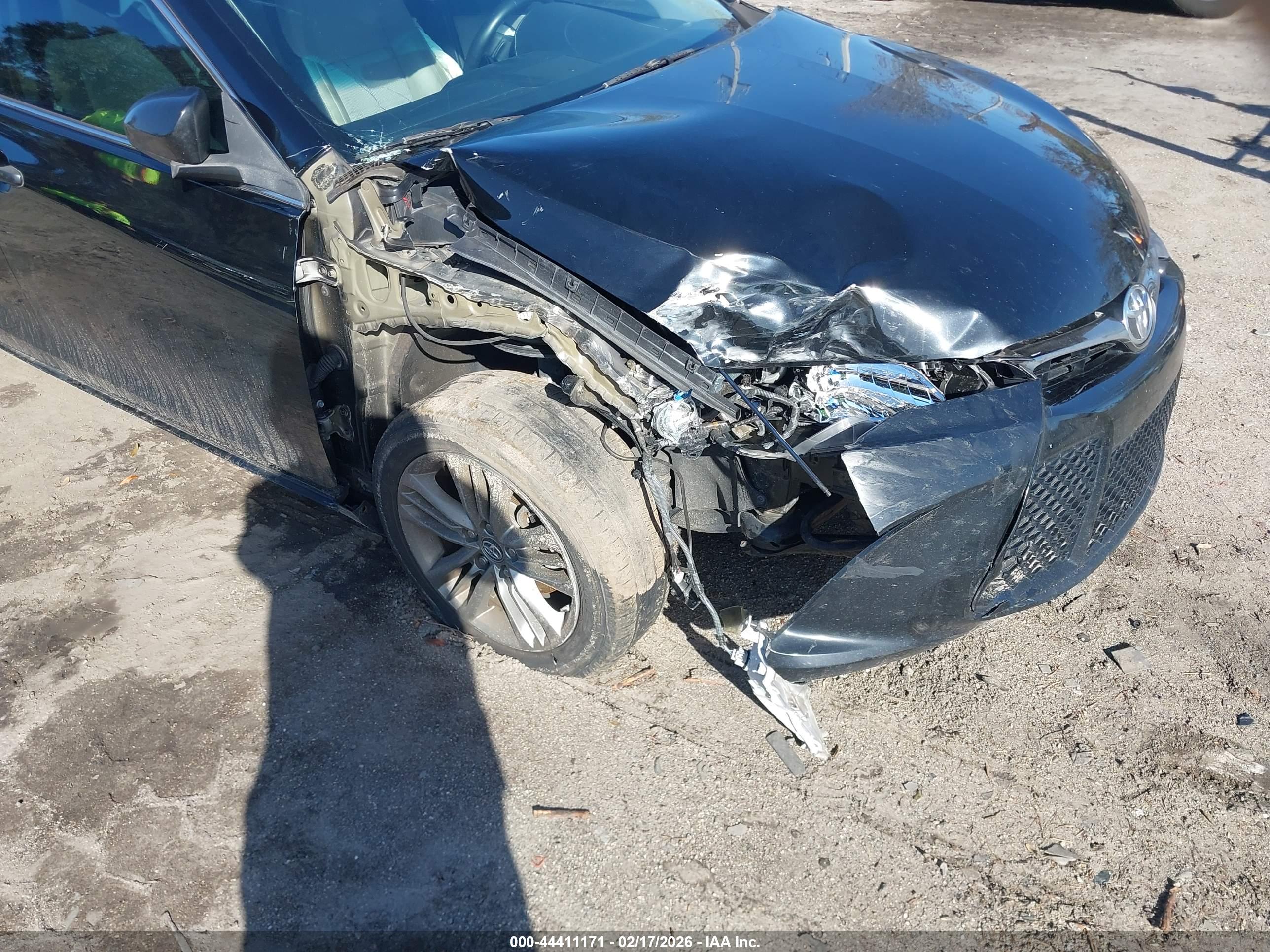 TOYOTA CAMRY image 6