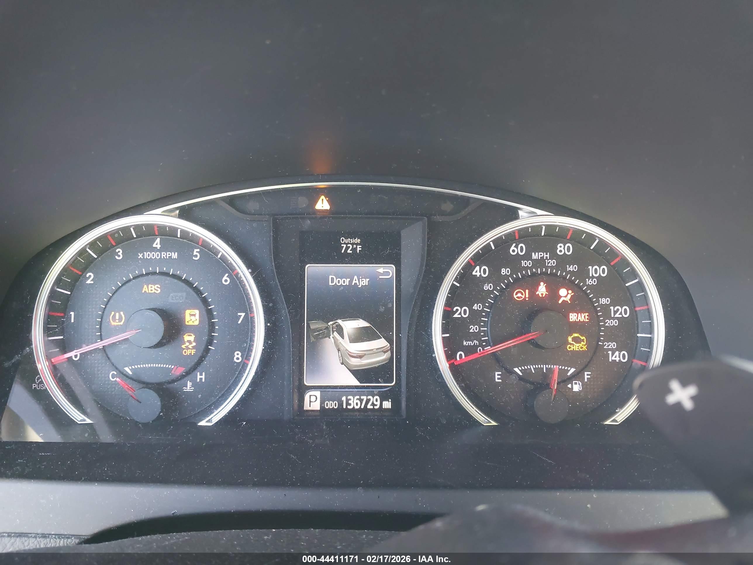 TOYOTA CAMRY image 7