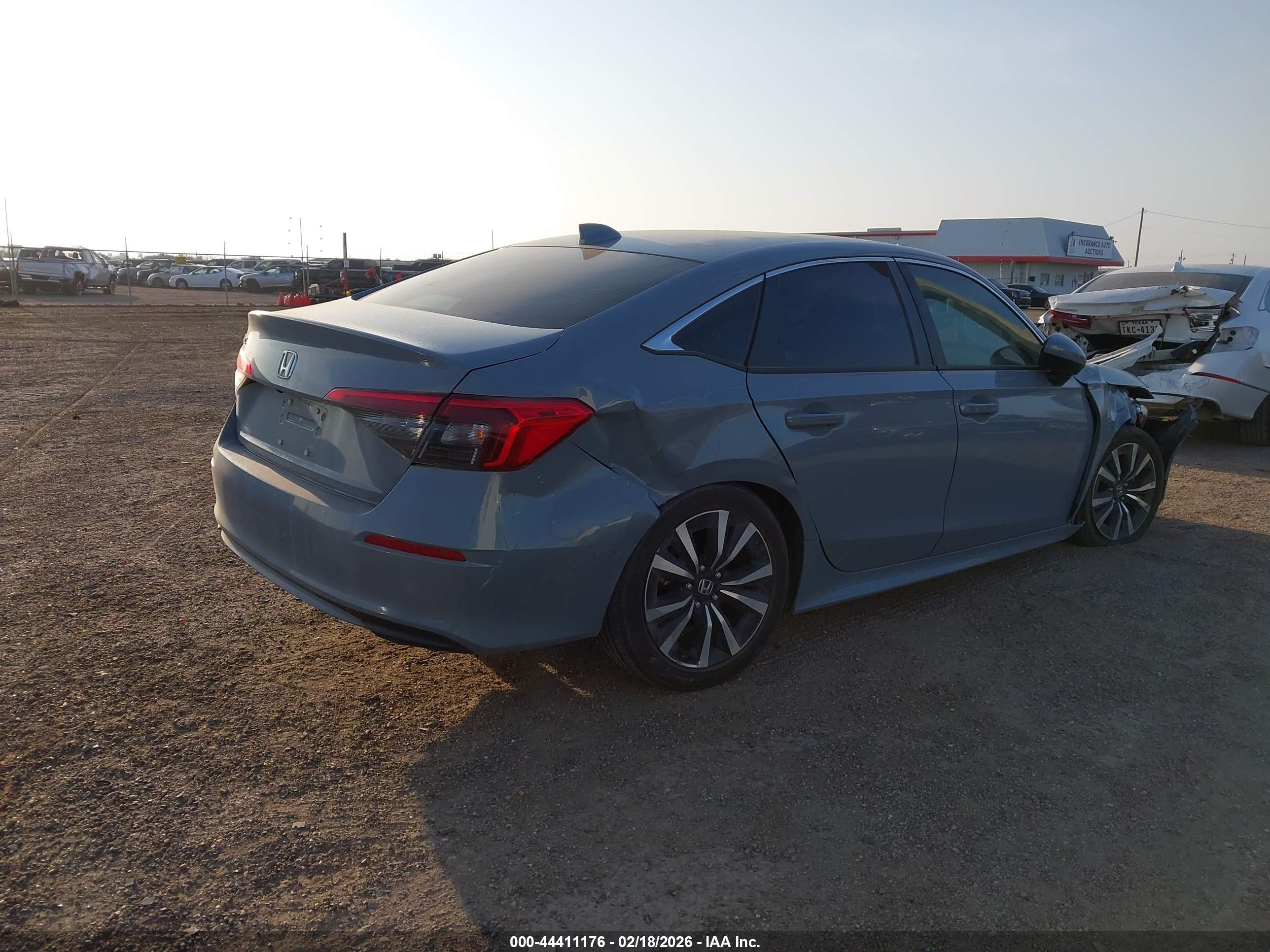 HONDA CIVIC image 4