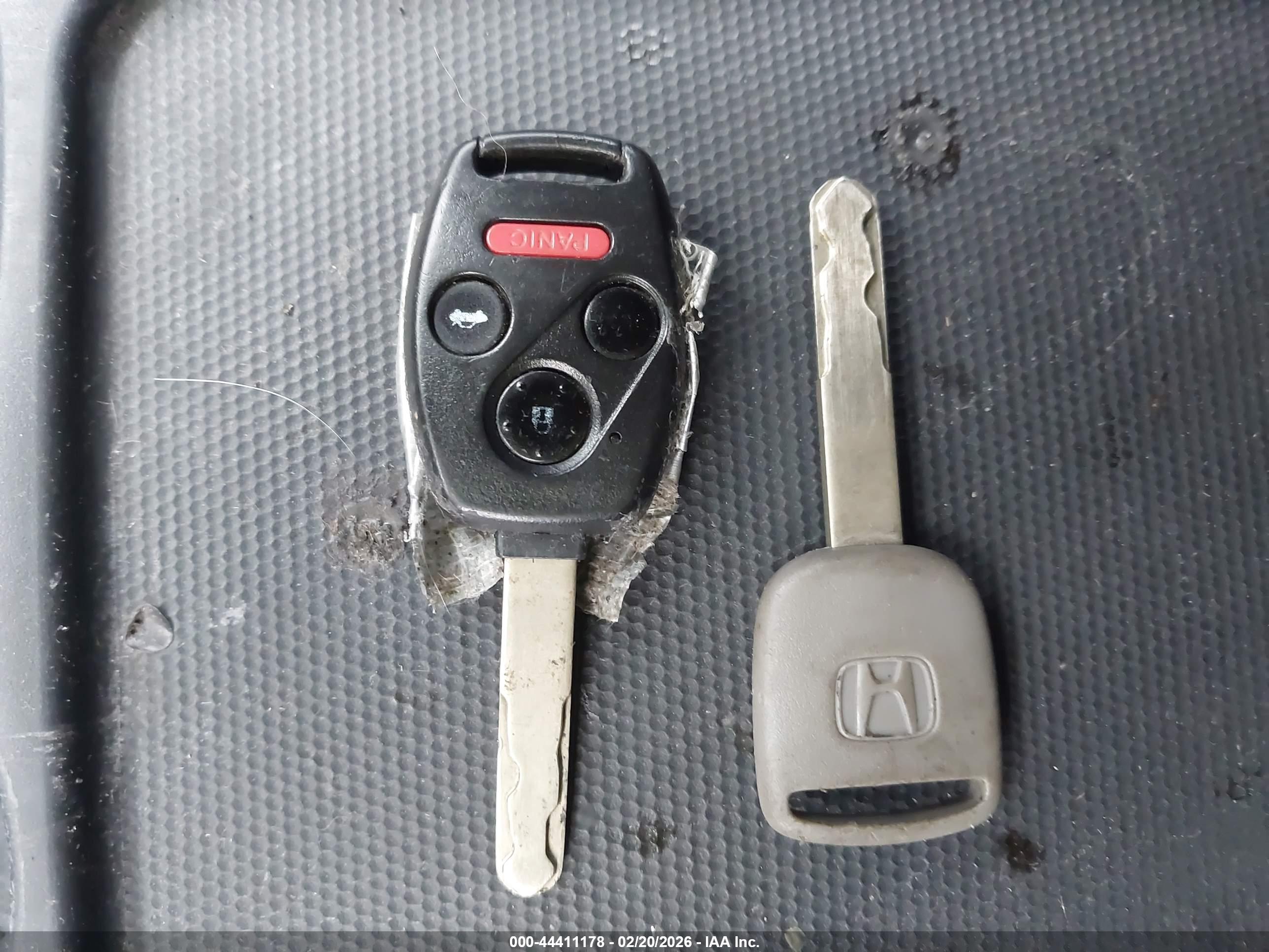 HONDA CR-V image 11