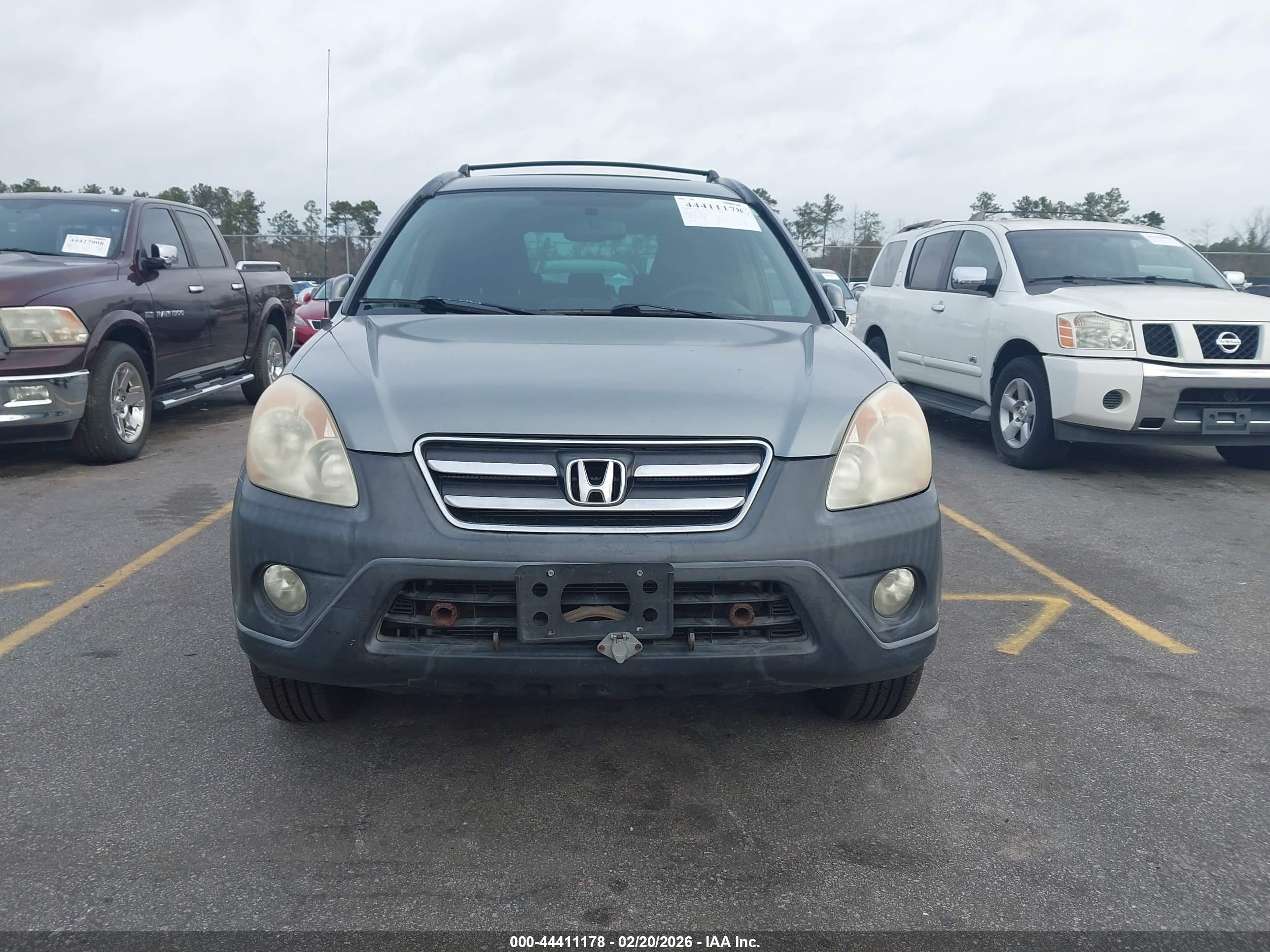 HONDA CR-V image 6