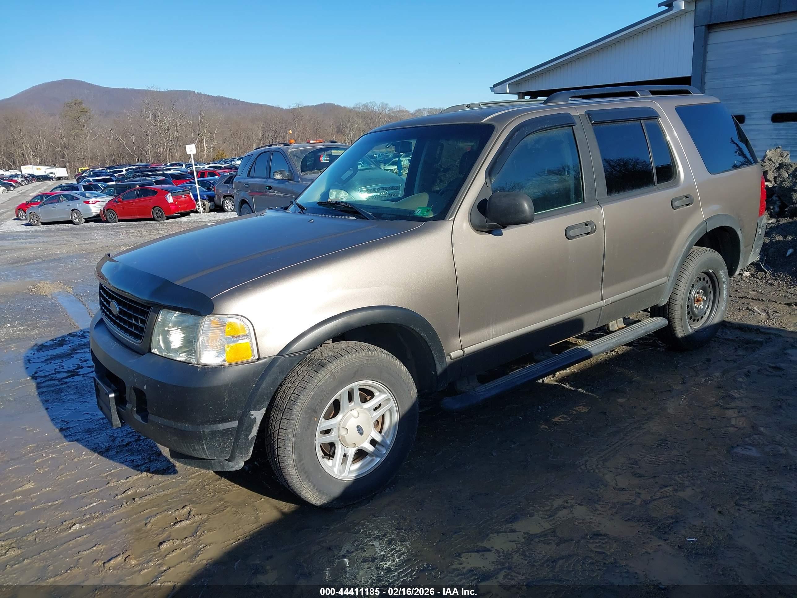 FORD EXPLORER image 2