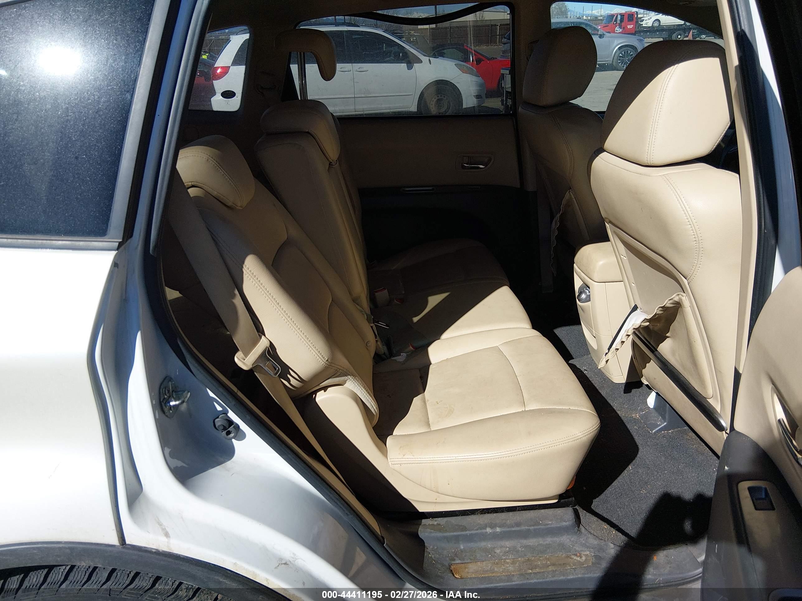 SUBARU TRIBECA image 8