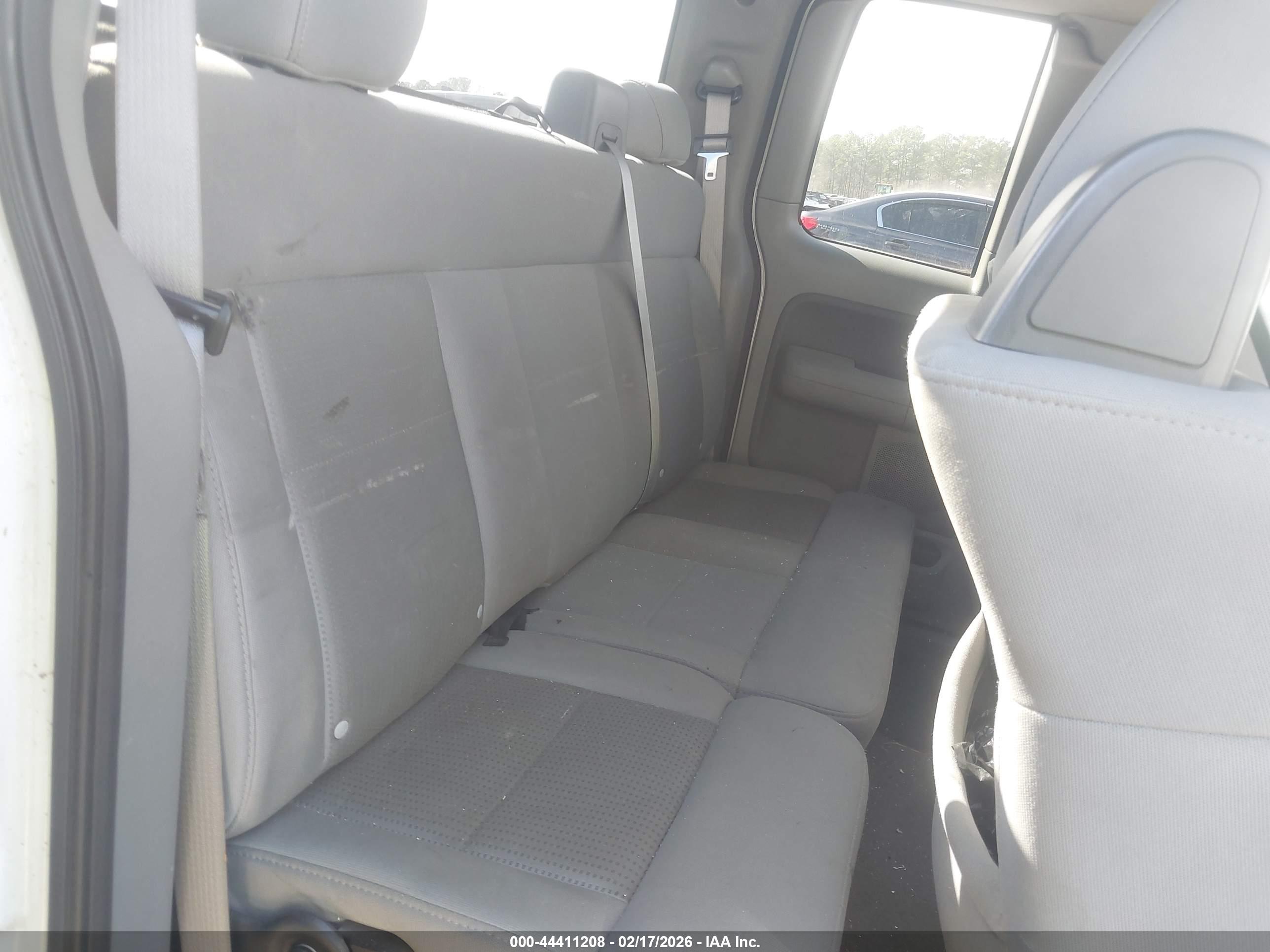 FORD F-150 image 8