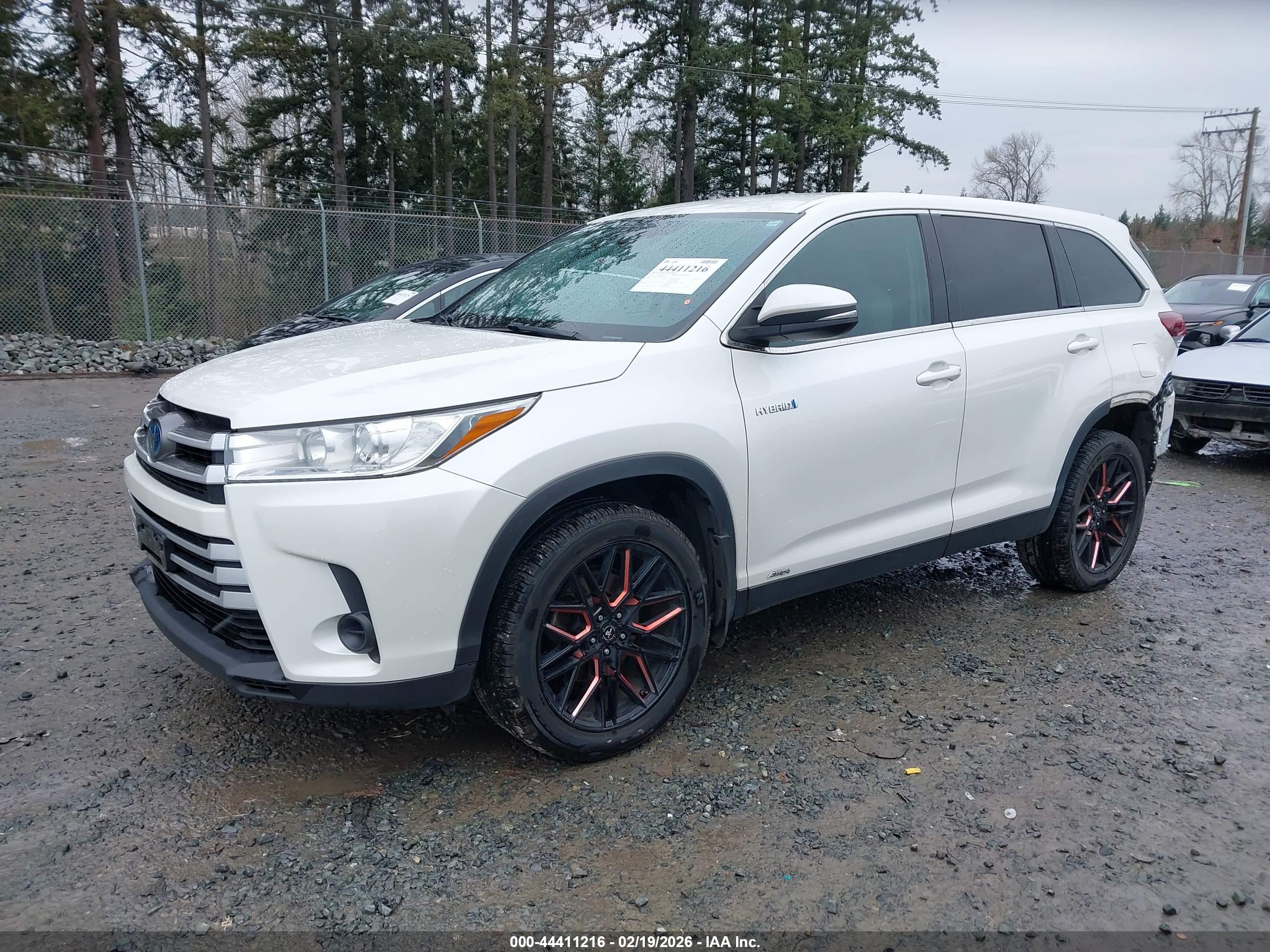 TOYOTA HIGHLANDER image 2