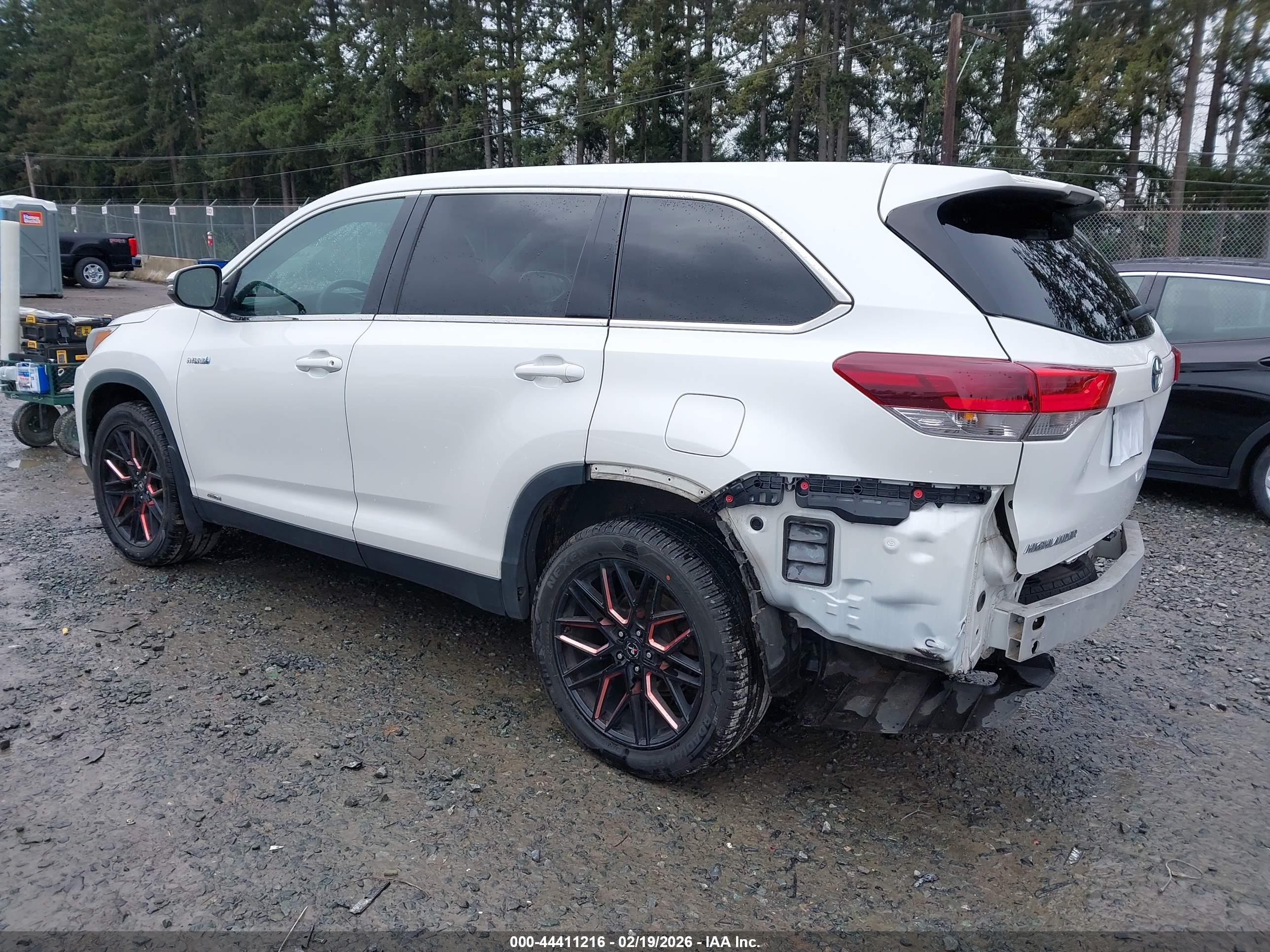 TOYOTA HIGHLANDER image 3