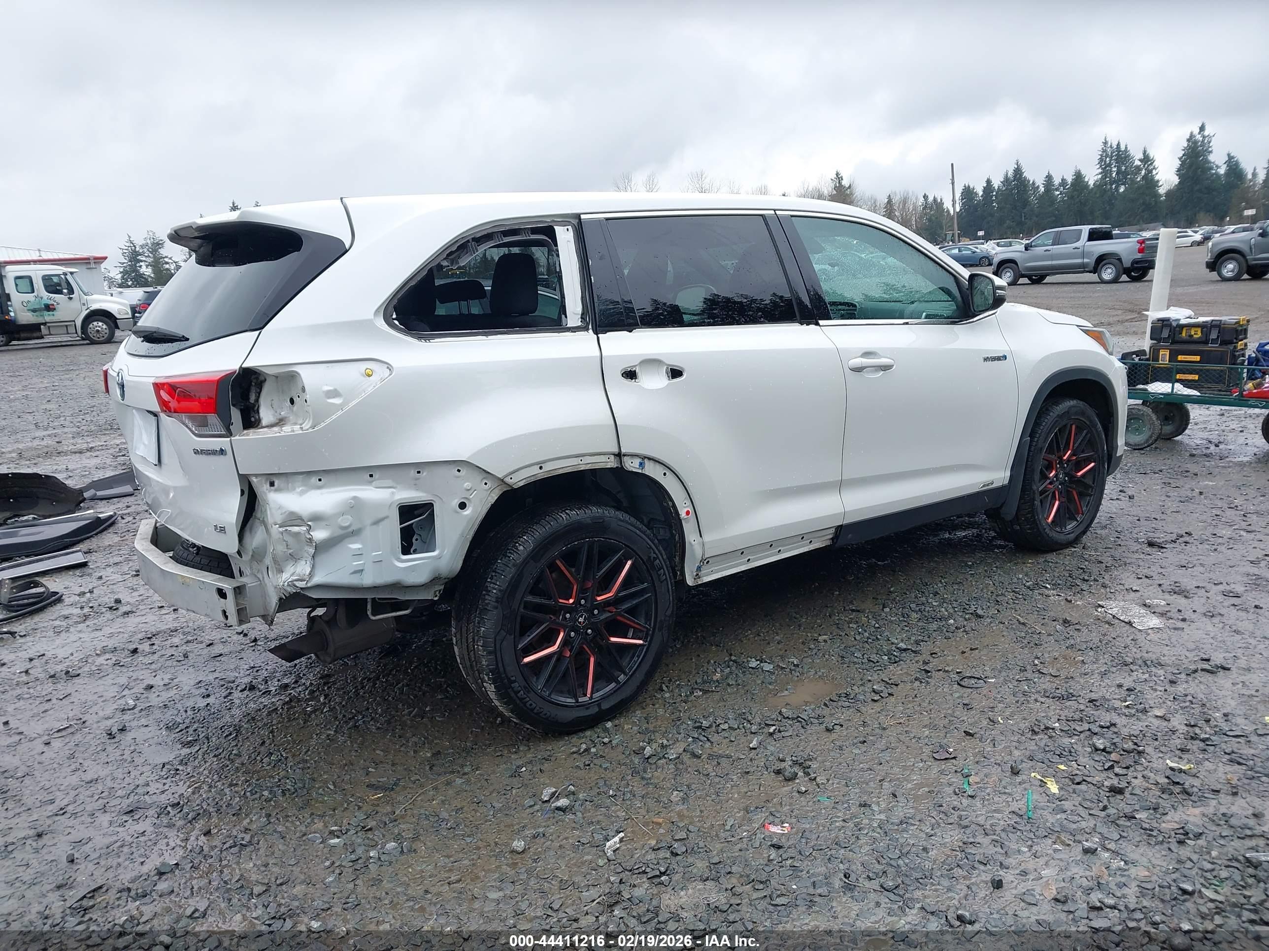 TOYOTA HIGHLANDER image 4
