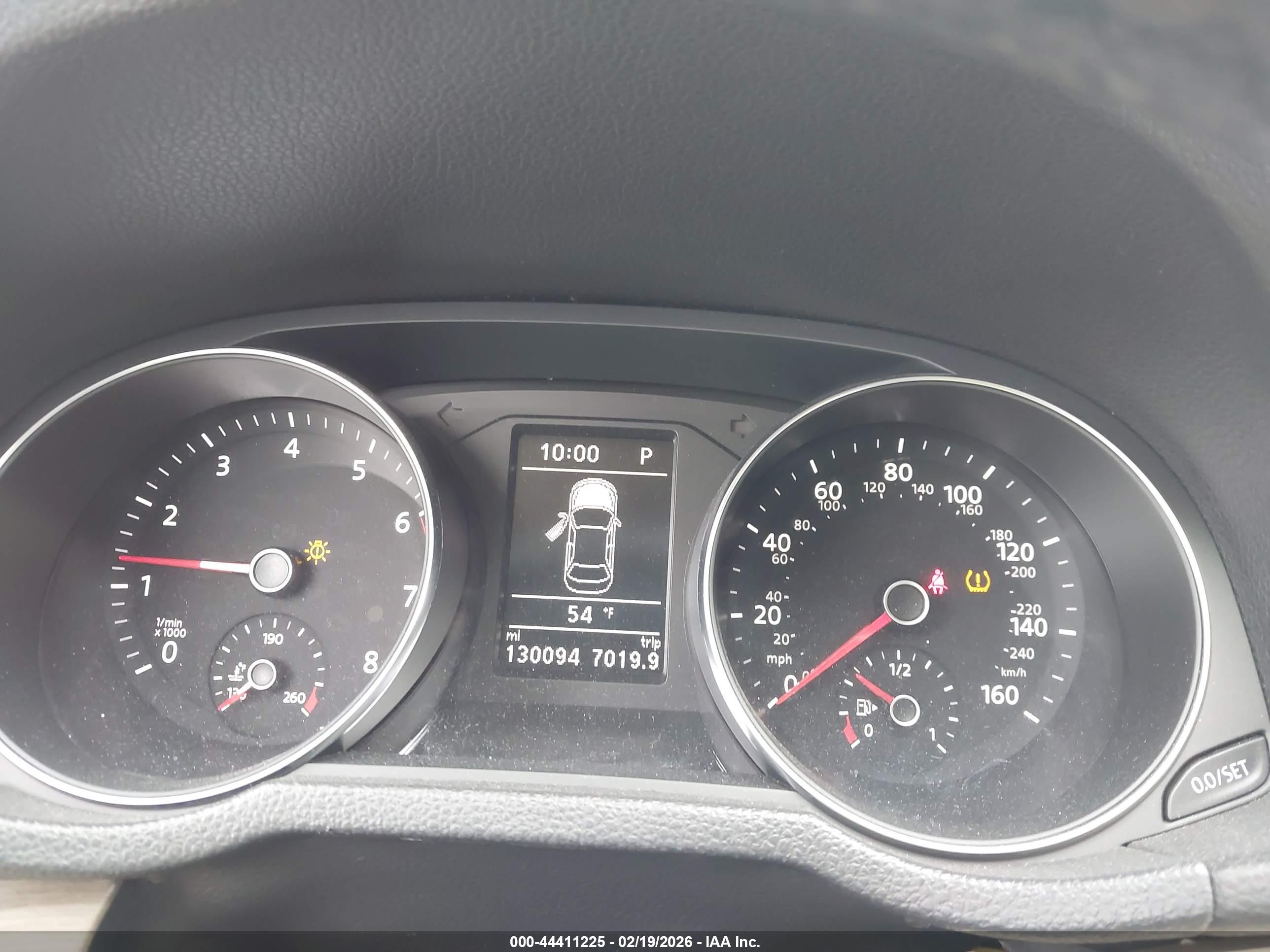 VOLKSWAGEN PASSAT image 7