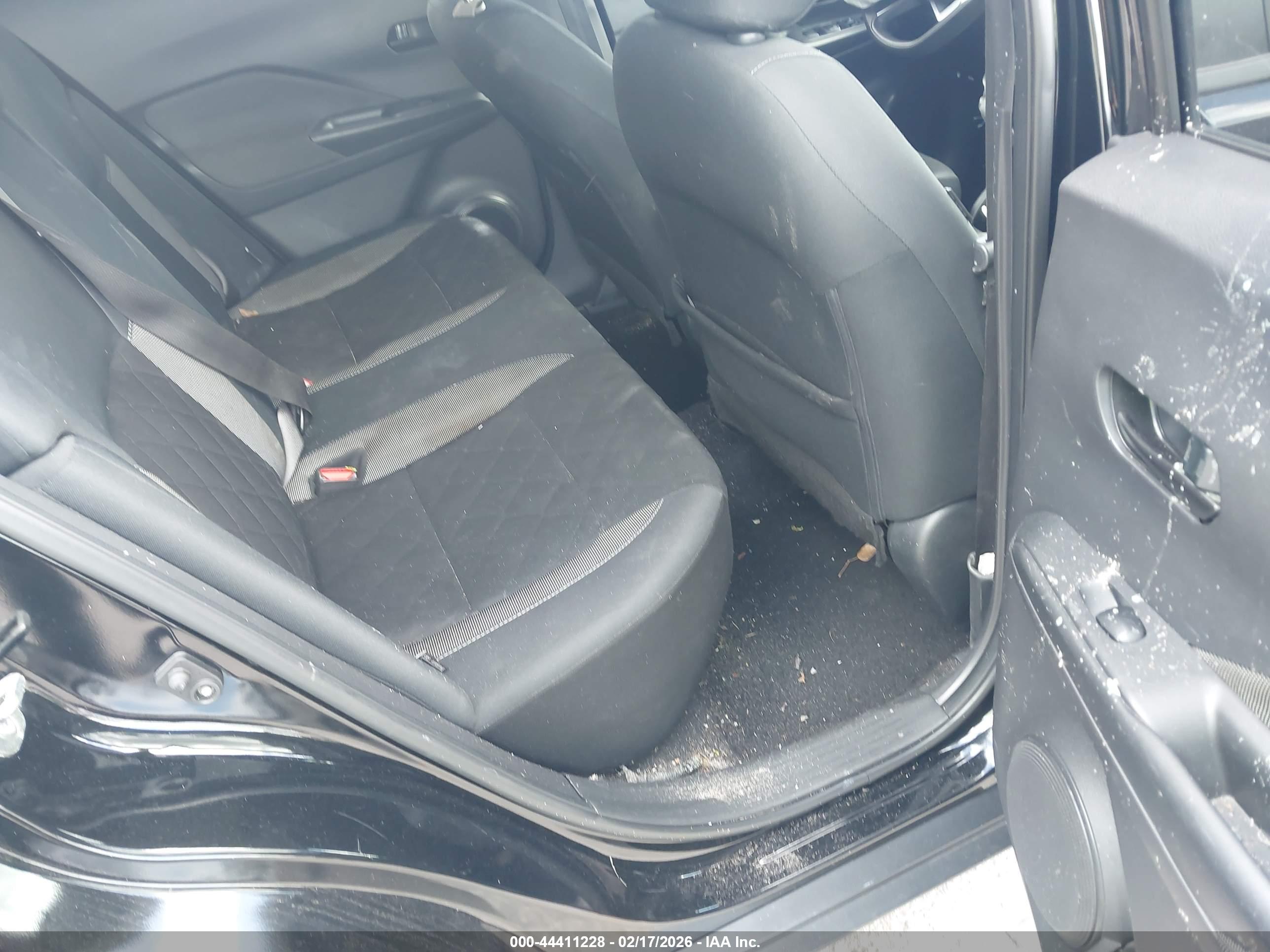 NISSAN KICKS image 8