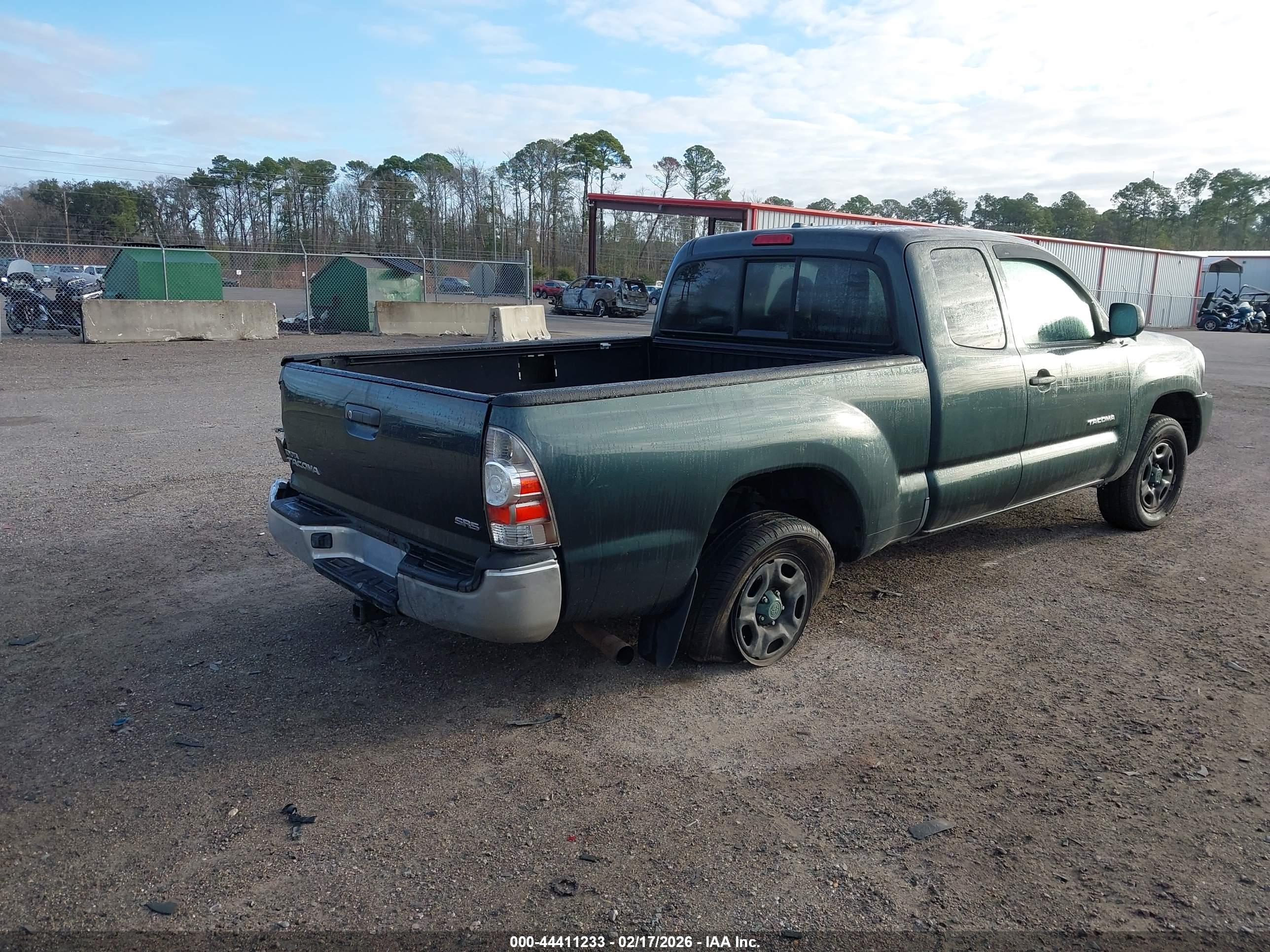 TOYOTA TACOMA image 4