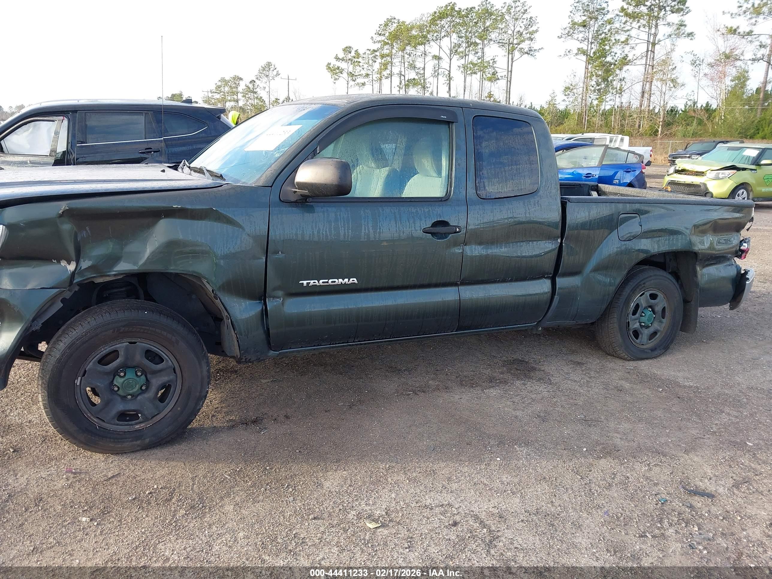TOYOTA TACOMA image 6