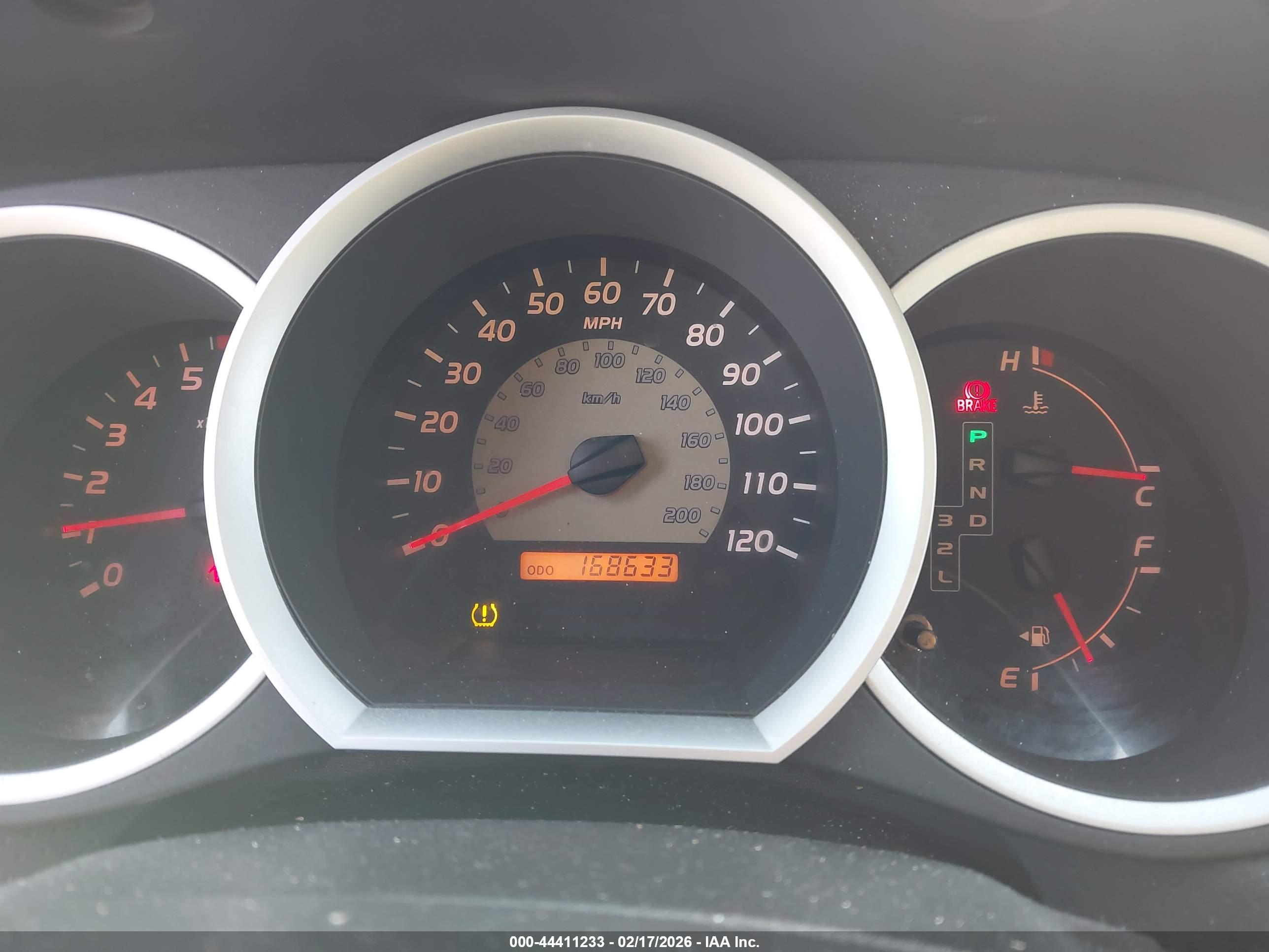 TOYOTA TACOMA image 7