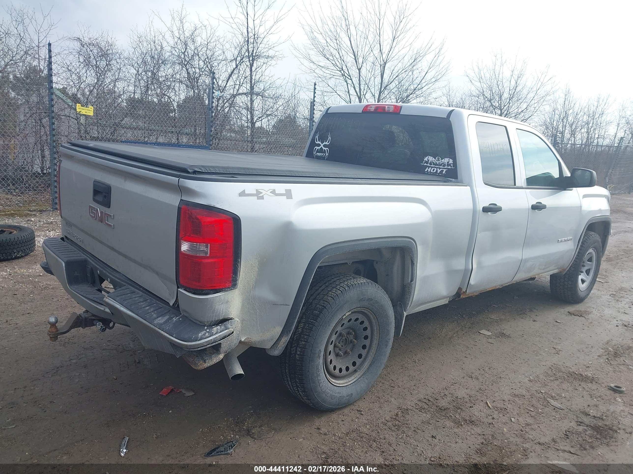 GMC SIERRA image 4