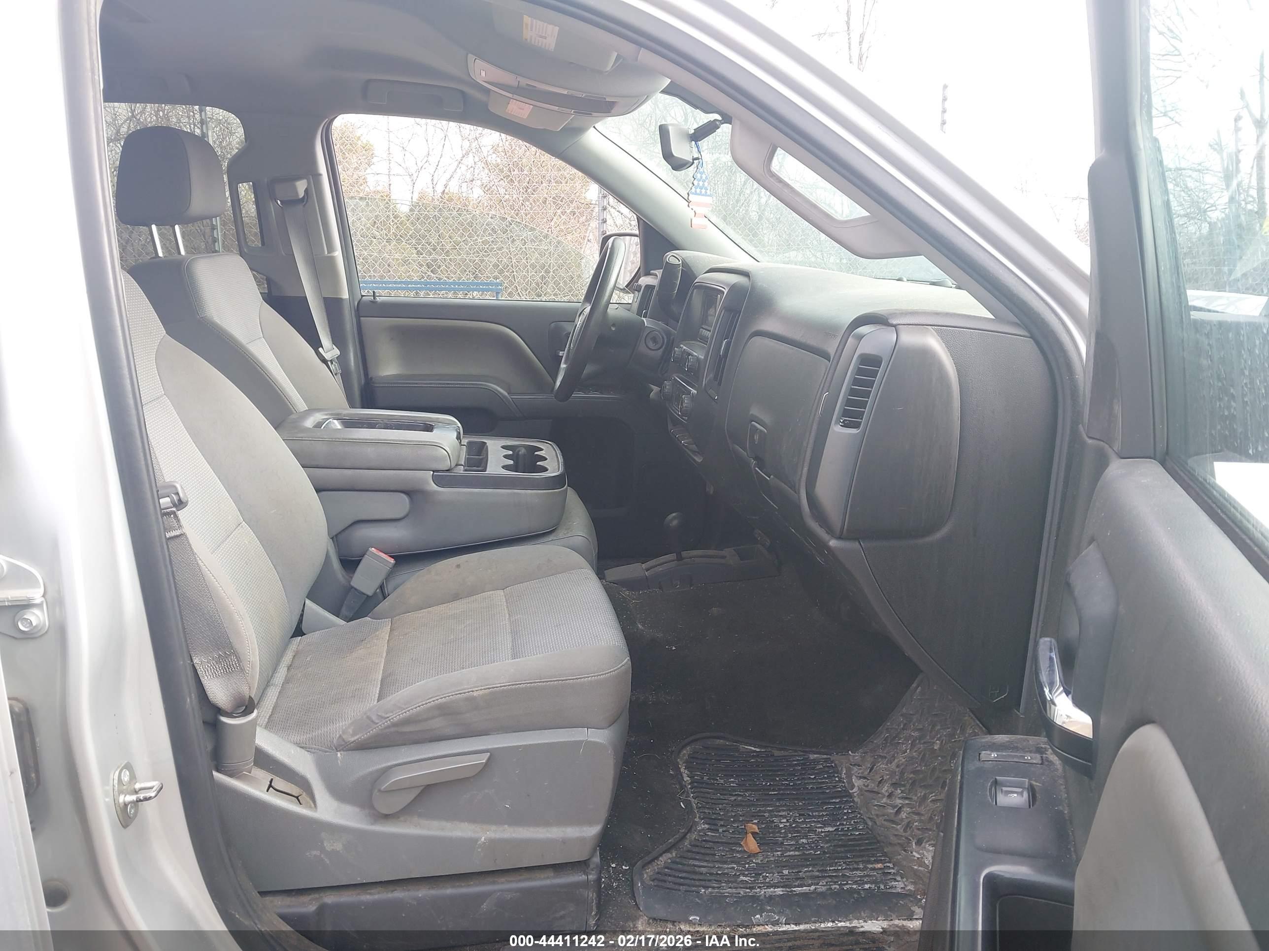GMC SIERRA image 5
