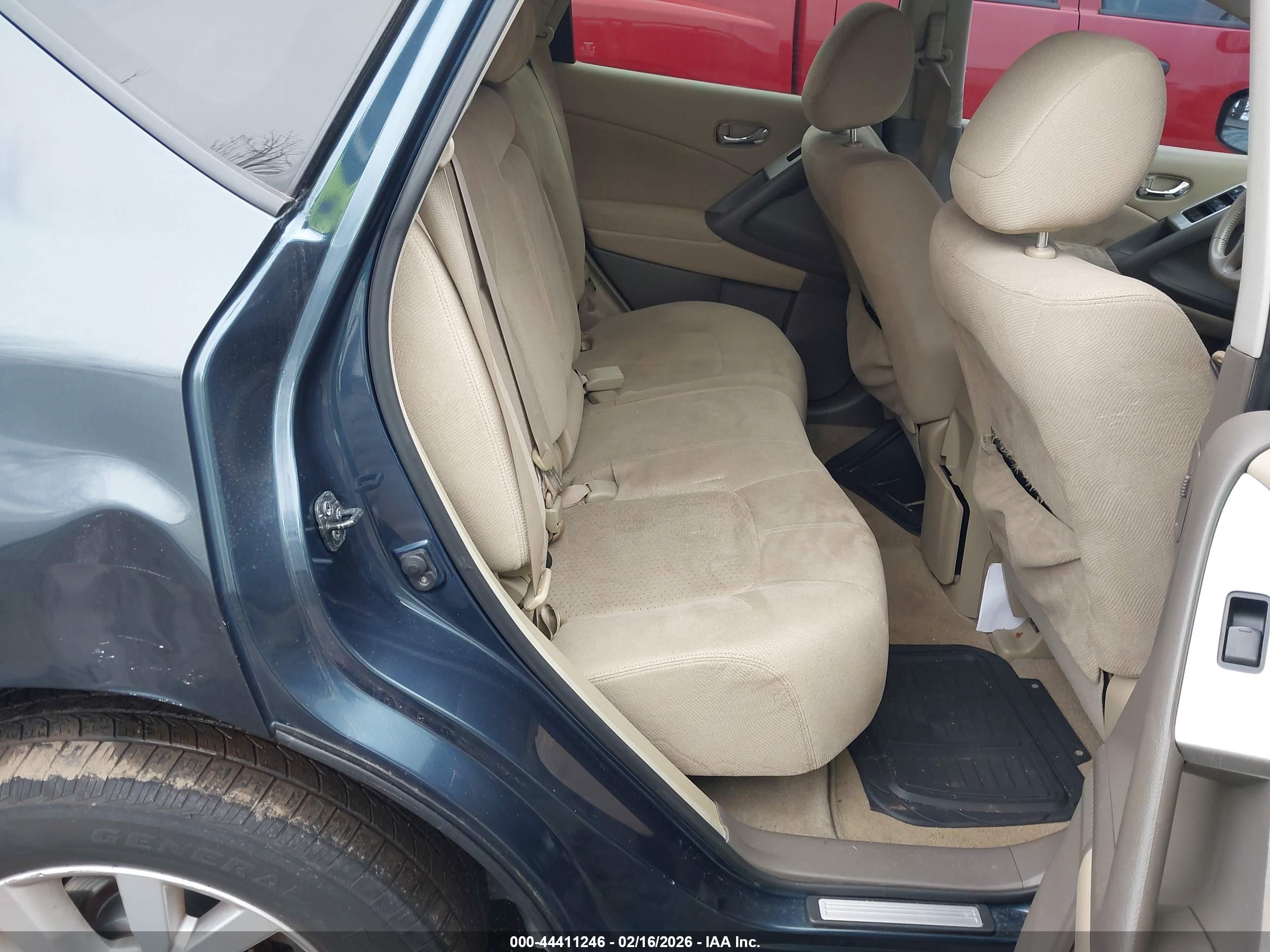 NISSAN MURANO image 8