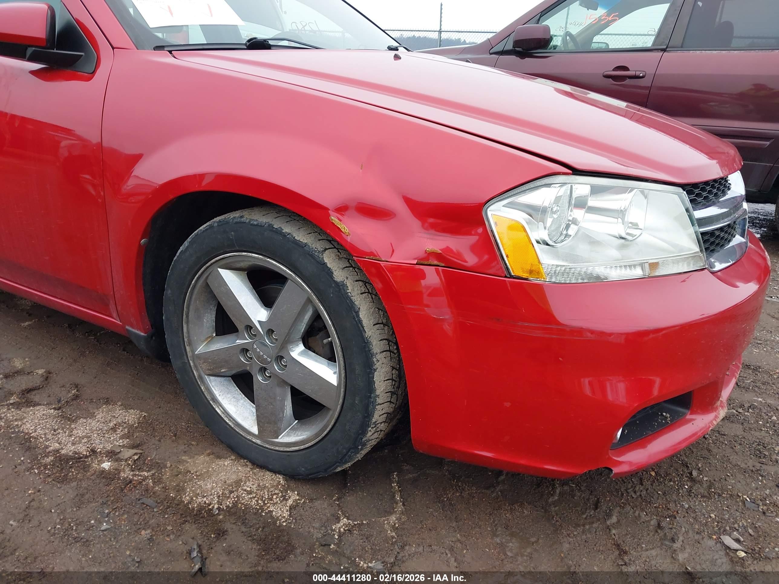 DODGE AVENGER image 6