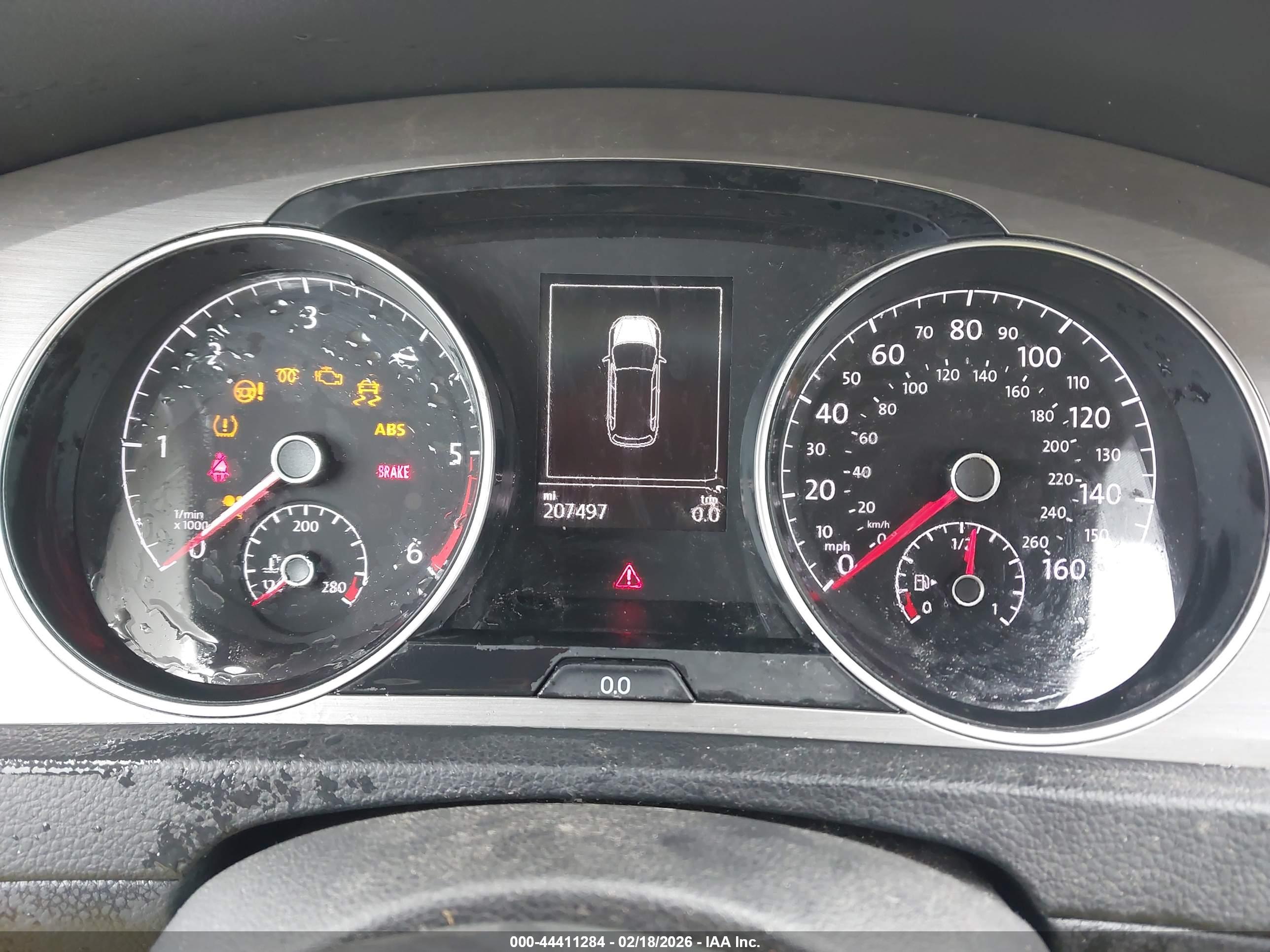 VOLKSWAGEN GOLF image 7