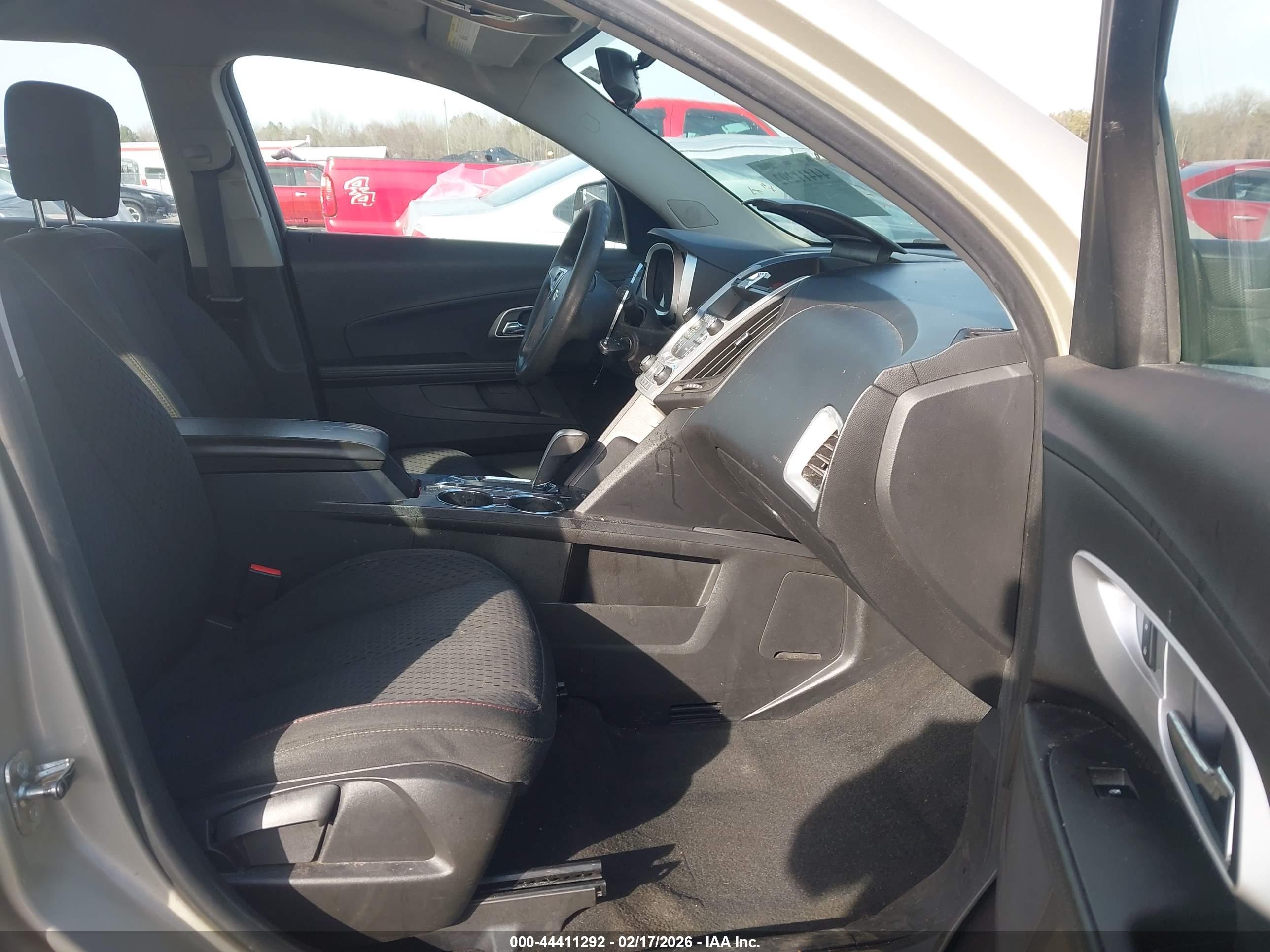 CHEVROLET EQUINOX image 5