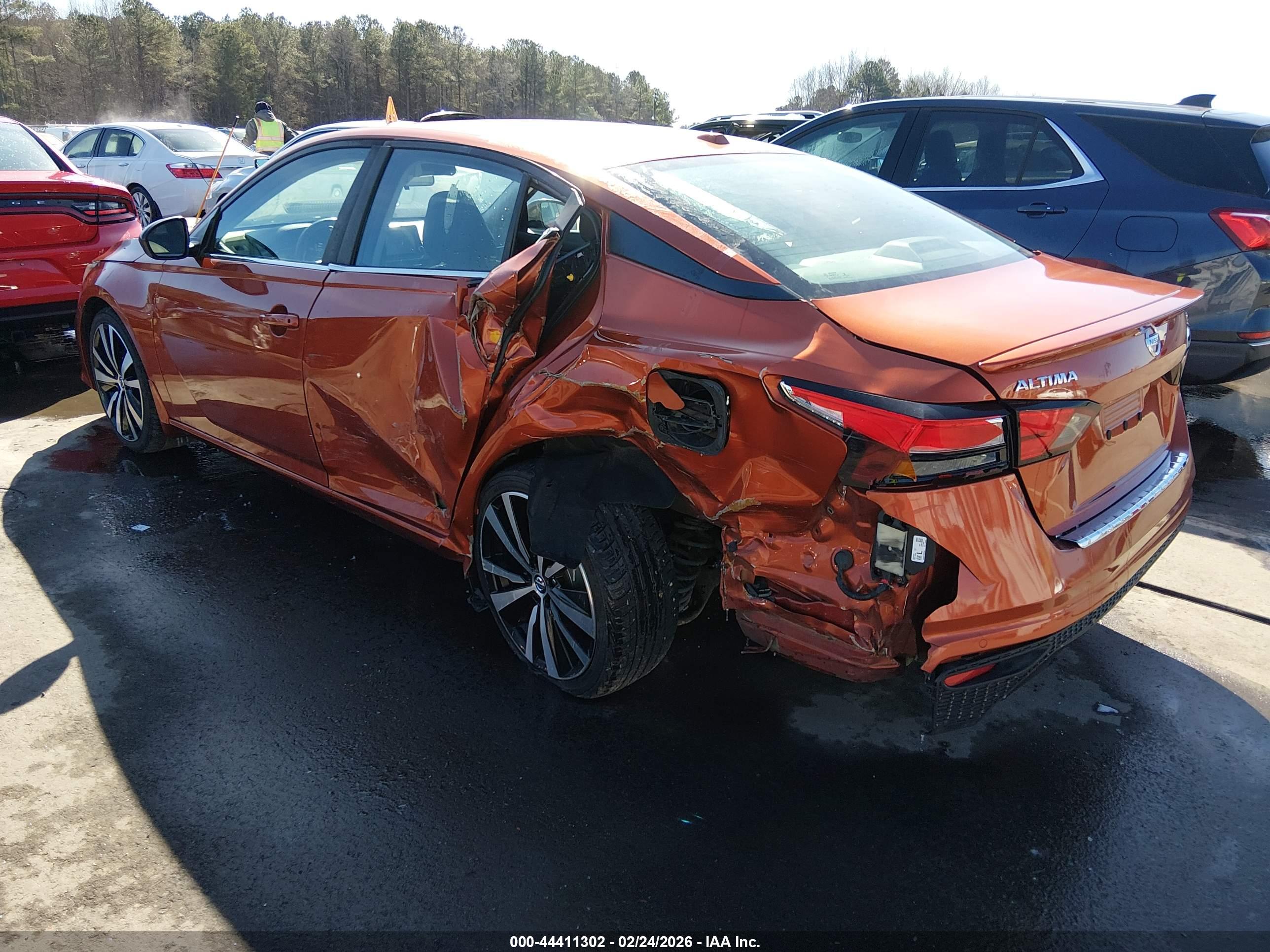NISSAN ALTIMA image 3