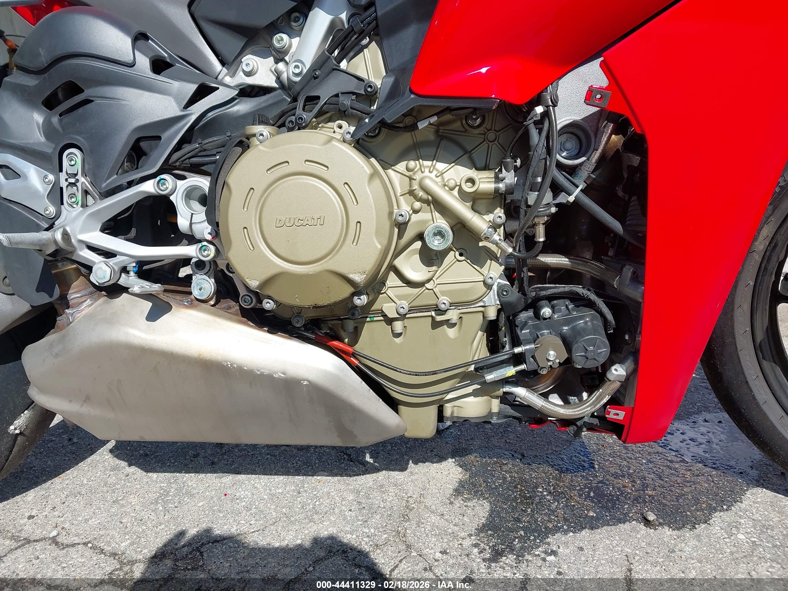 DUCATI PANIGALE image 8