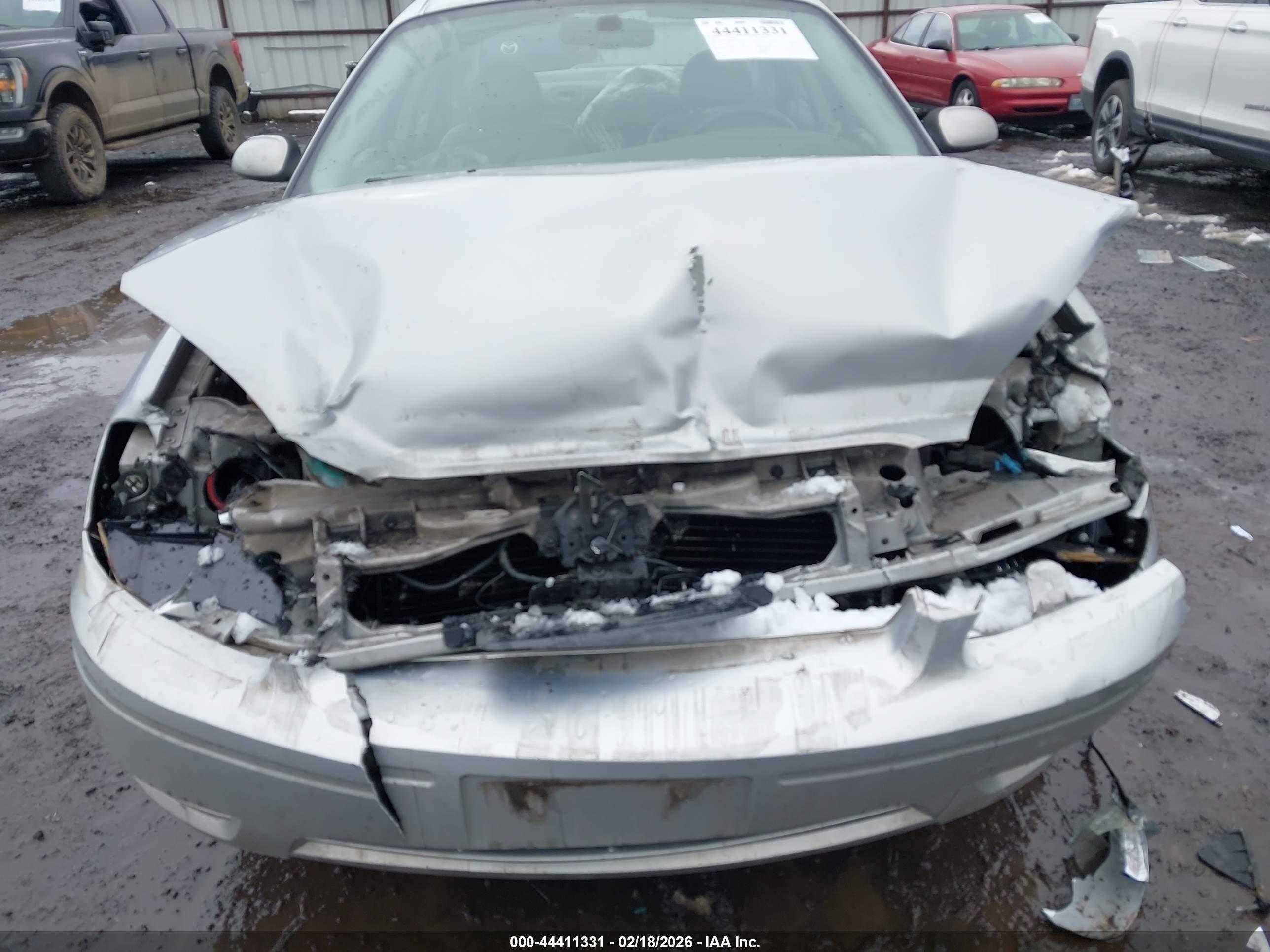 FORD TAURUS image 6