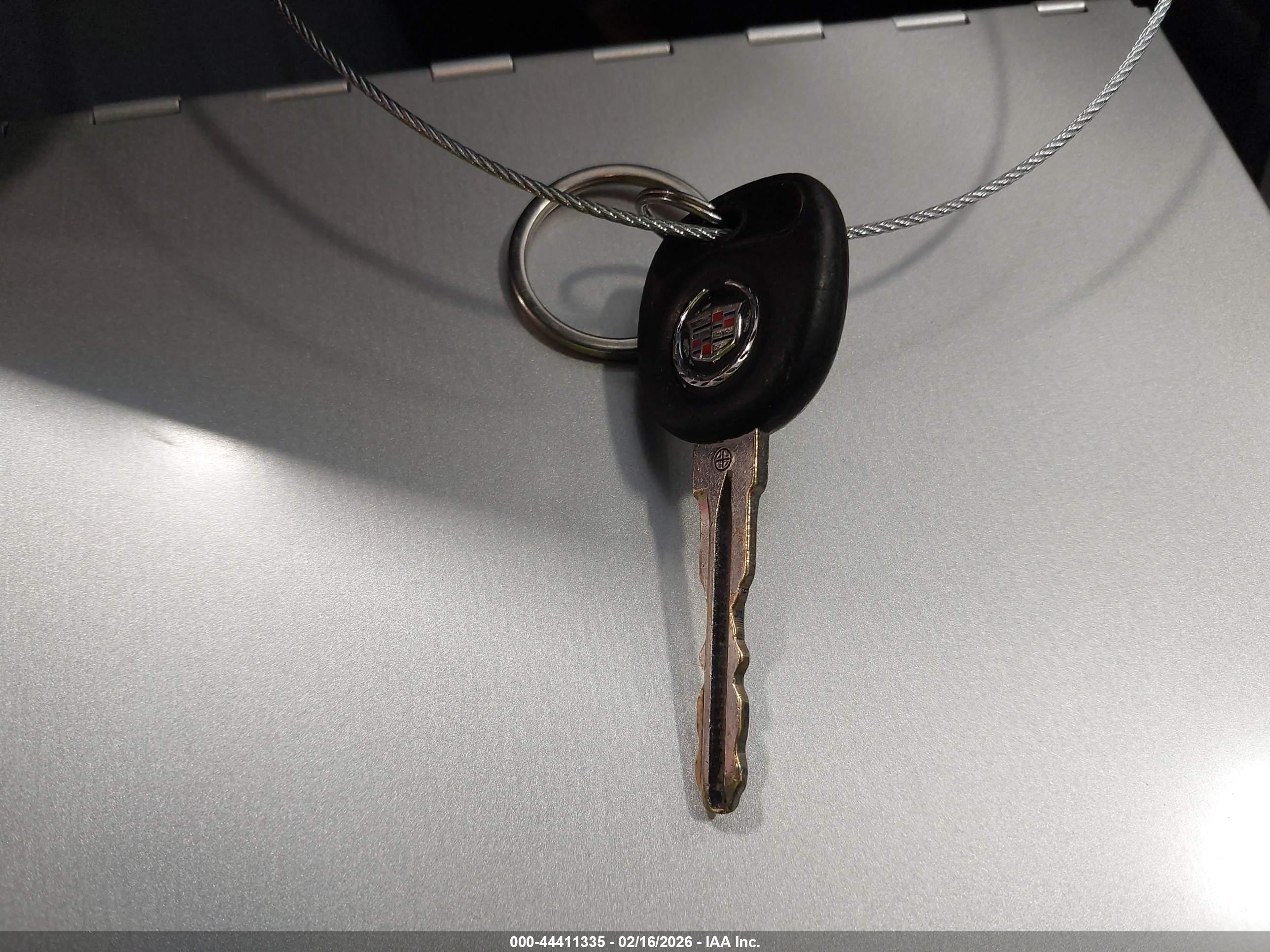 CADILLAC CTS image 11